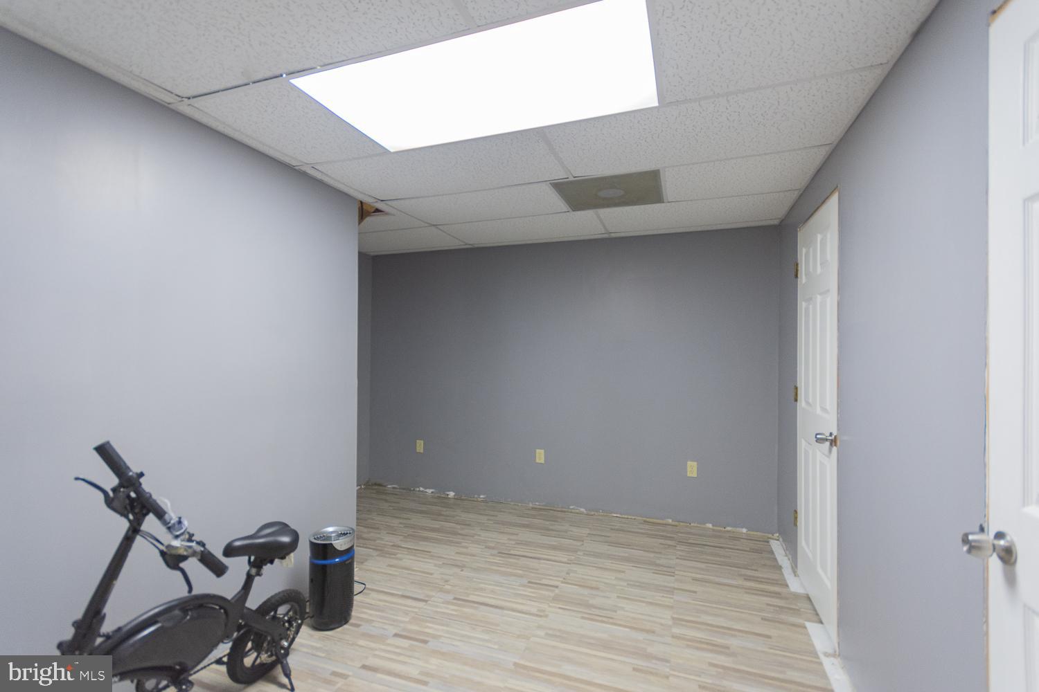 SHANNONDALE - Residential Lease