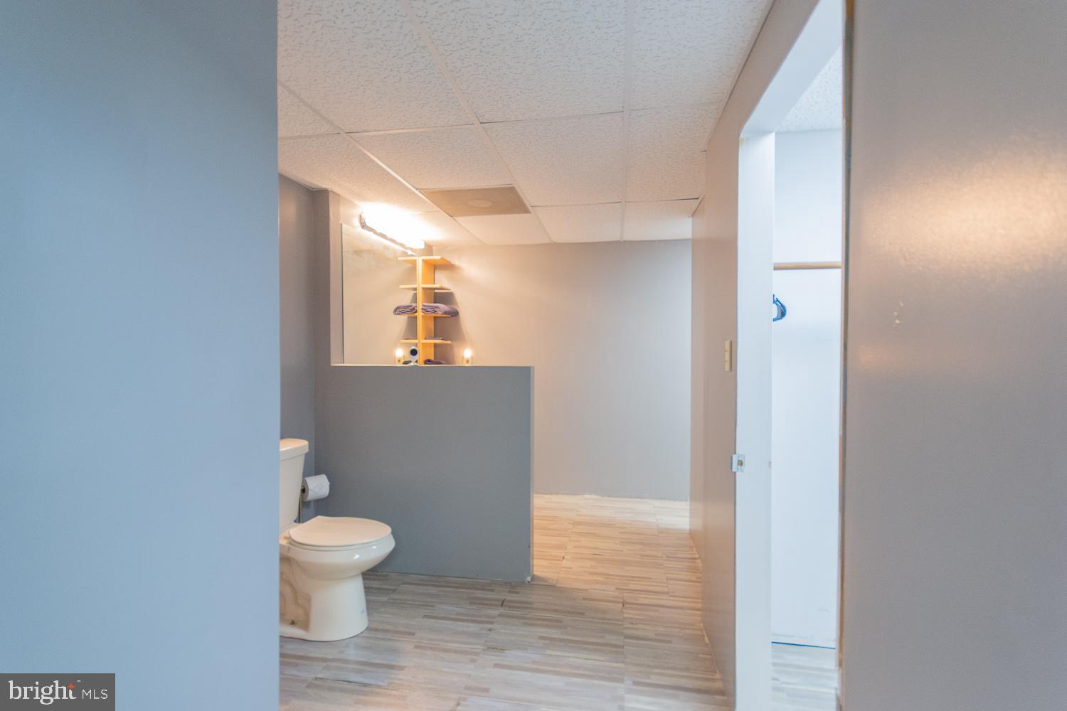 SHANNONDALE - Residential Lease