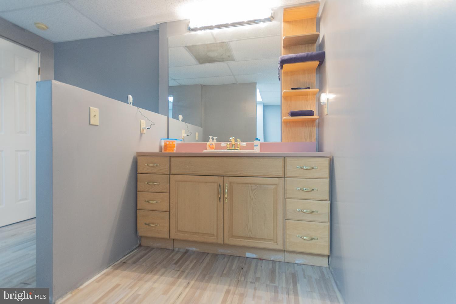 SHANNONDALE - Residential Lease