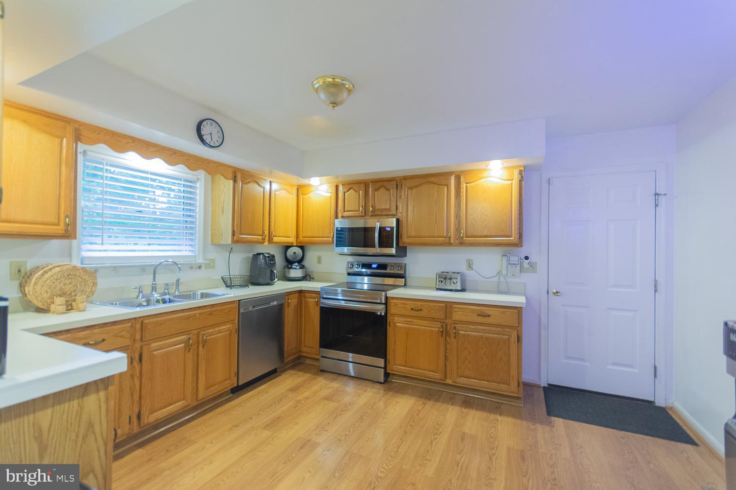 SHANNONDALE - Residential Lease