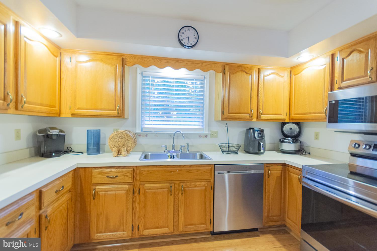 SHANNONDALE - Residential Lease