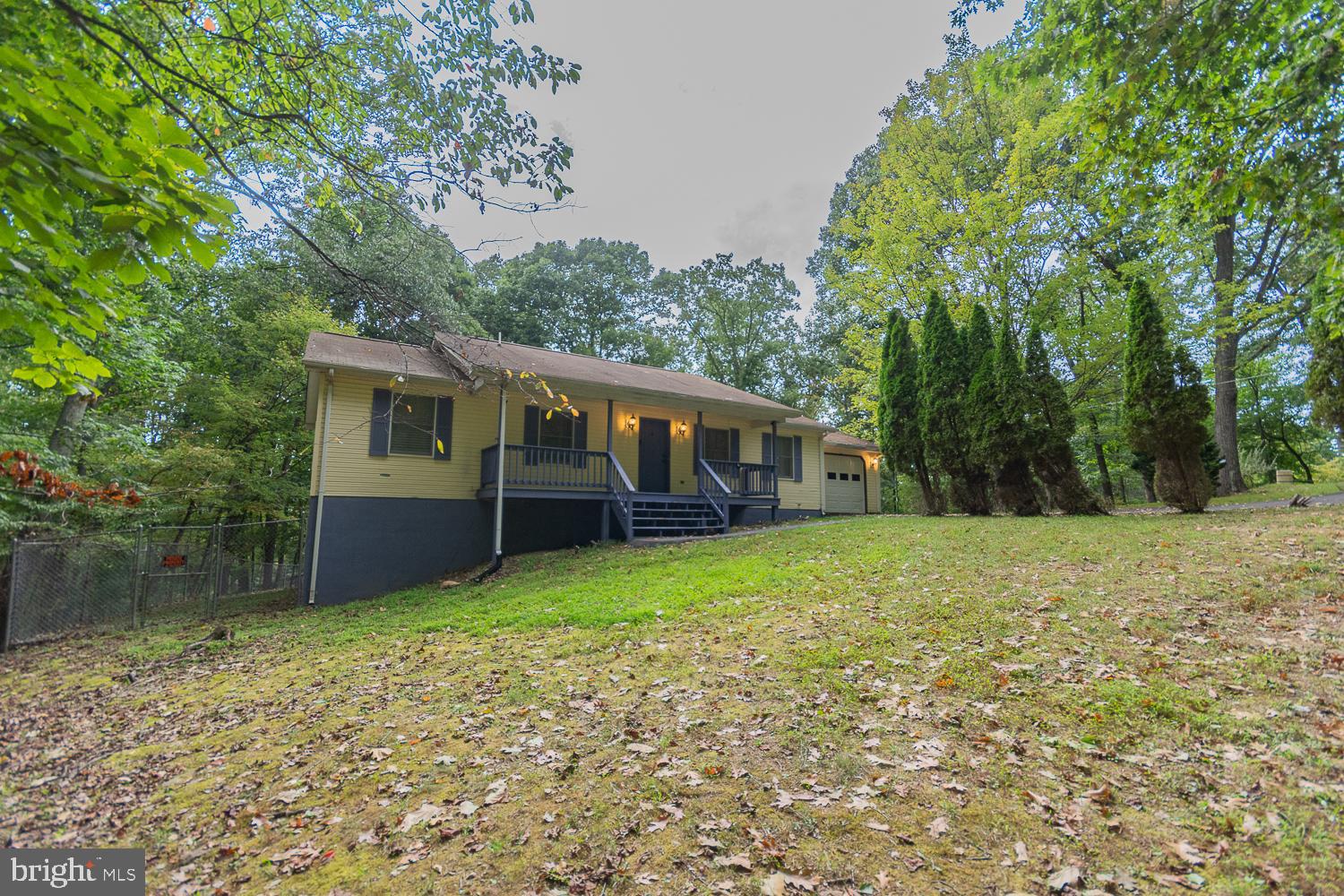 SHANNONDALE - Residential Lease