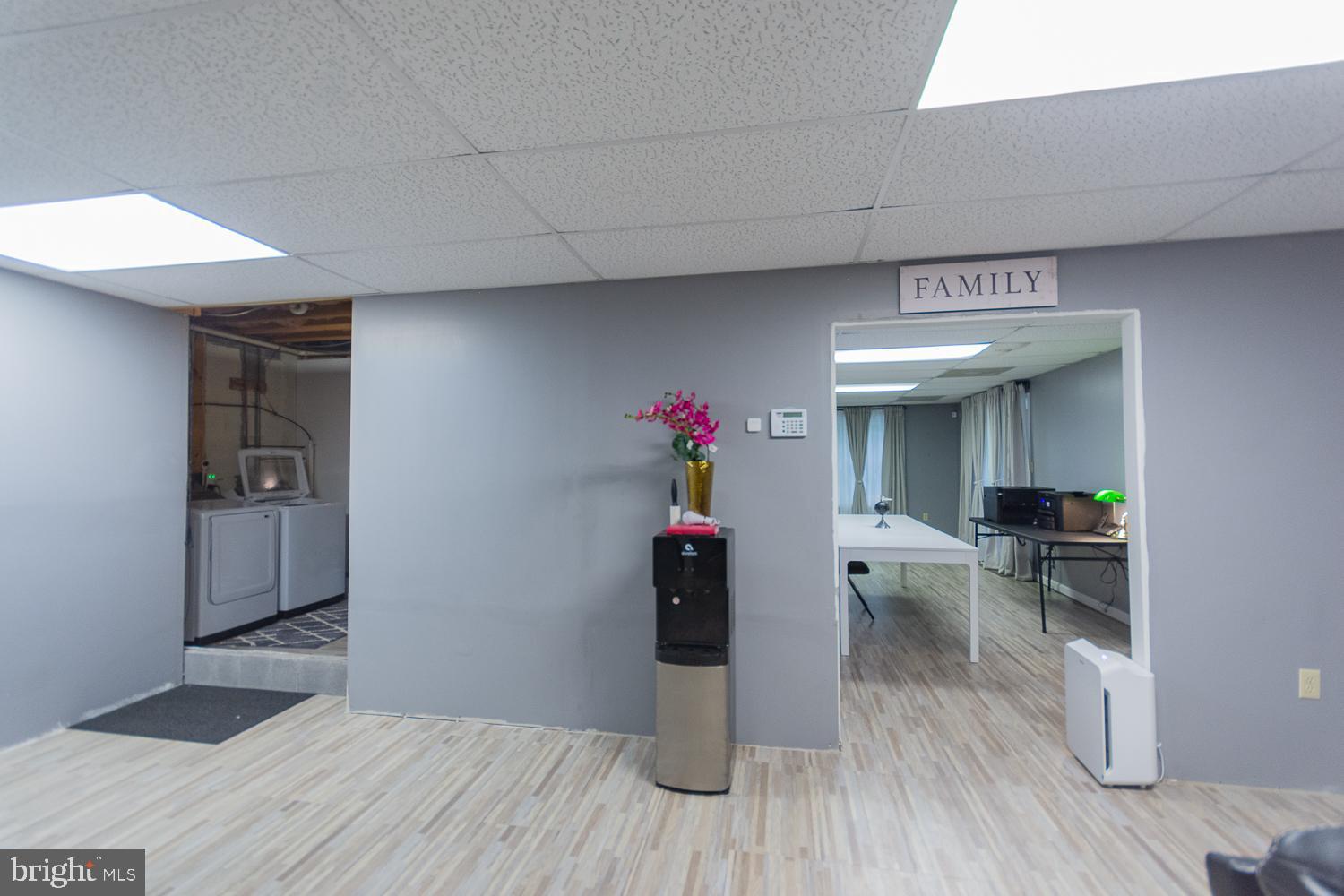 SHANNONDALE - Residential Lease