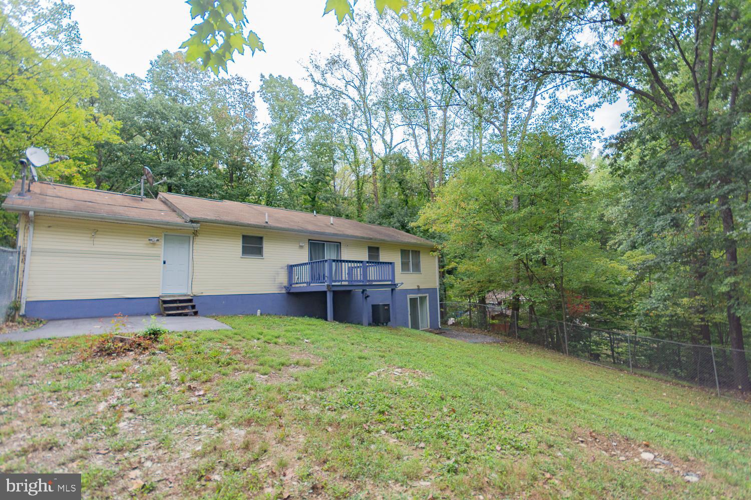 SHANNONDALE - Residential Lease