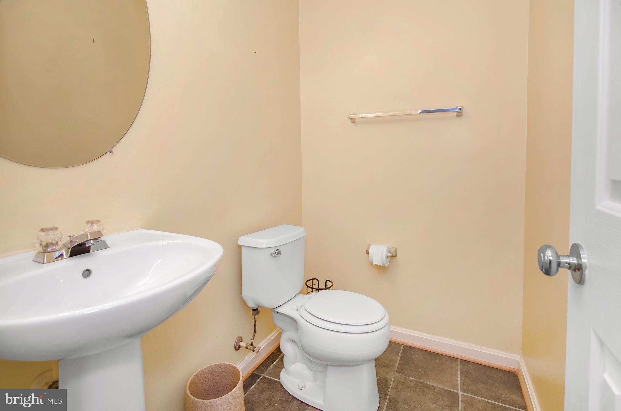 CROFTON FARMS - Residential Lease