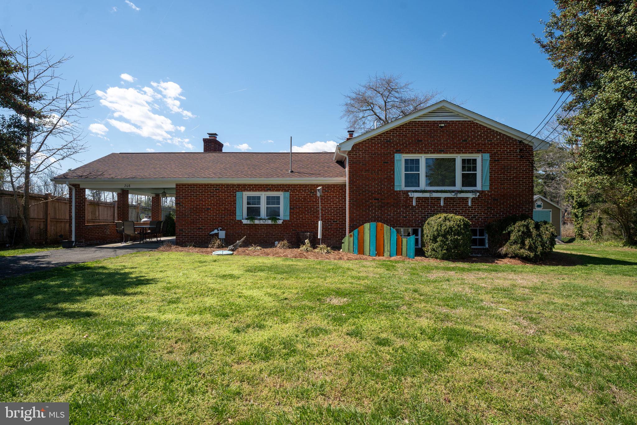 TRAVELERS REST - Residential