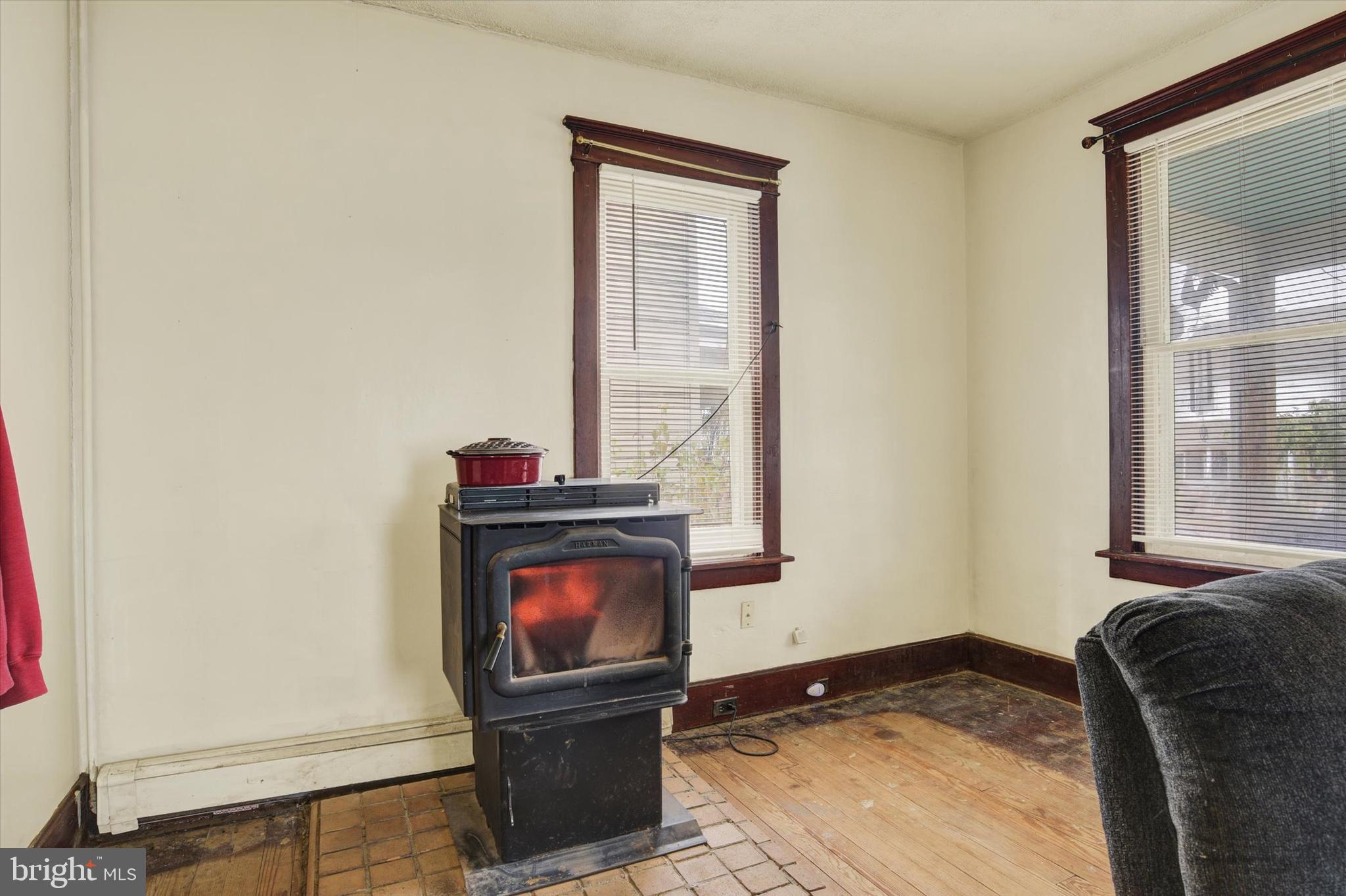 ELIZABETHVILLE BOROUGH - Residential