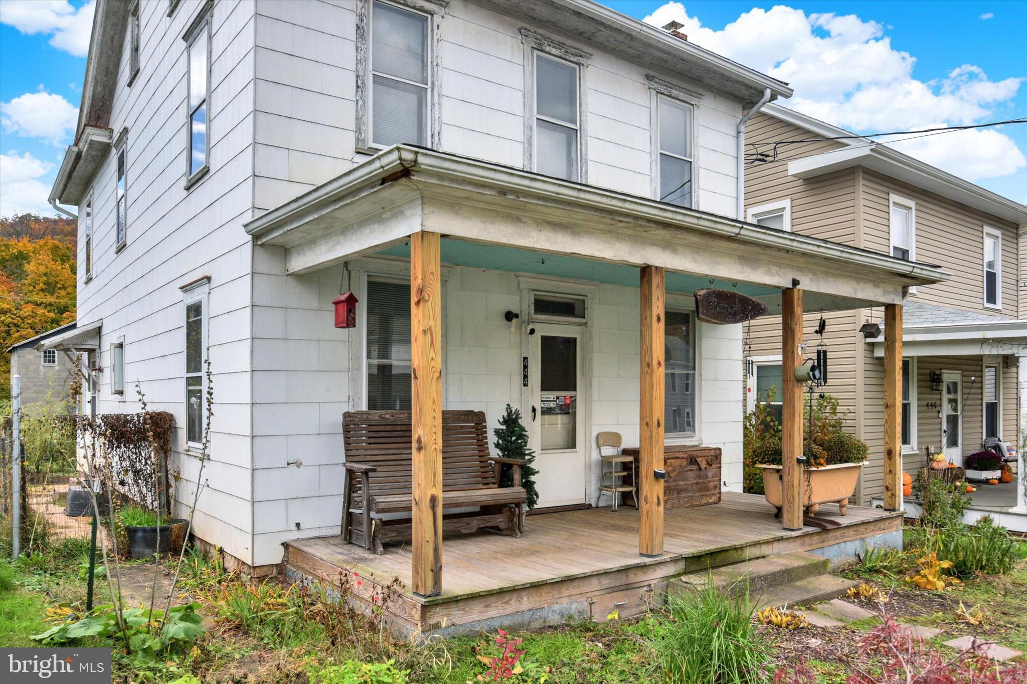 ELIZABETHVILLE BOROUGH - Residential