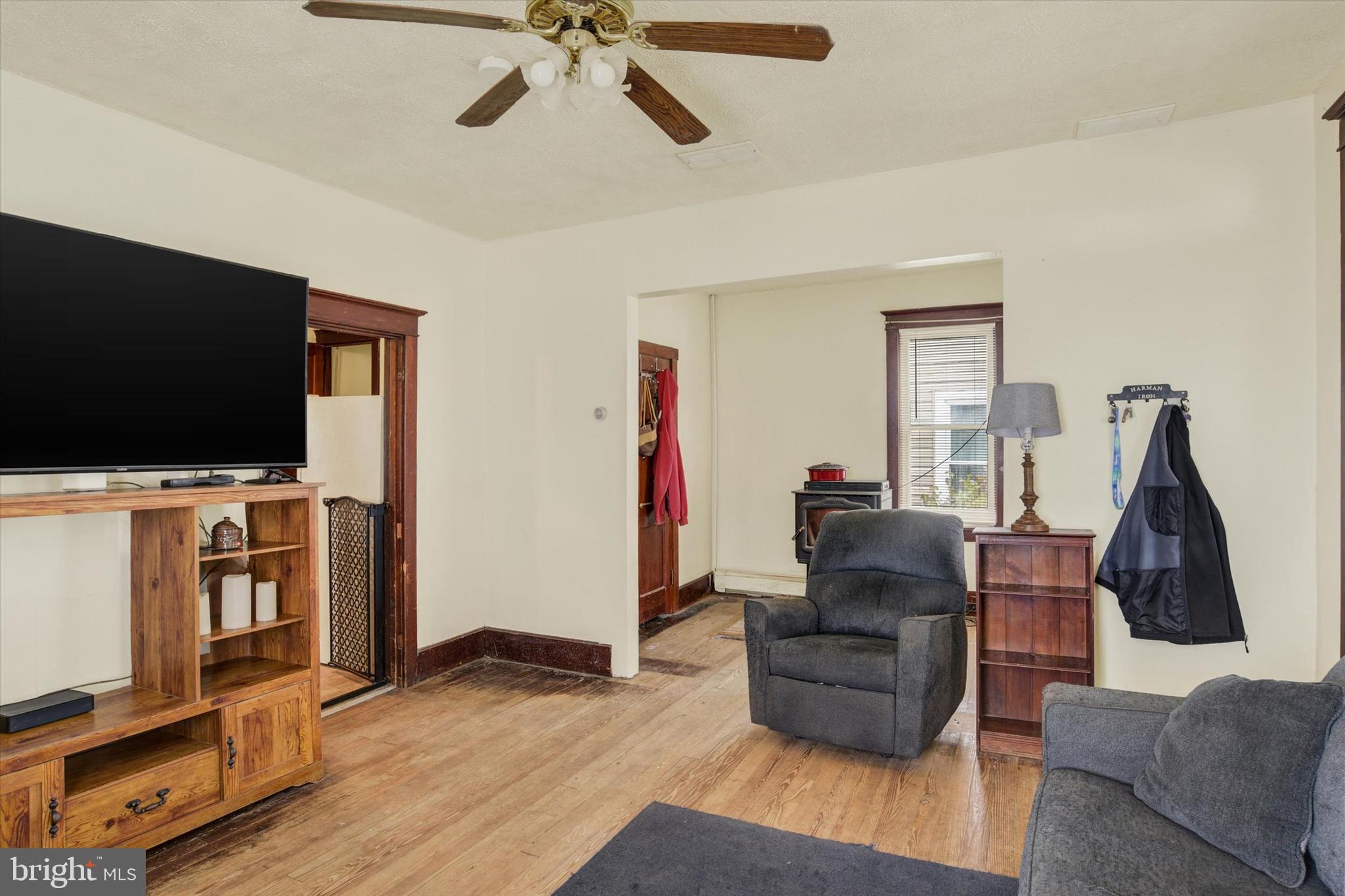 ELIZABETHVILLE BOROUGH - Residential