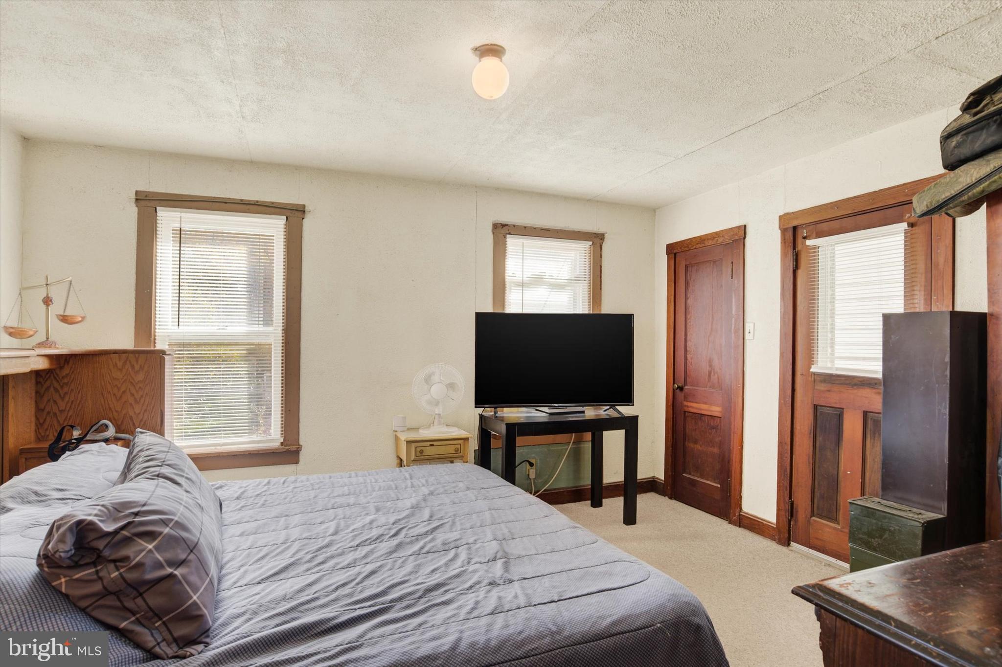 ELIZABETHVILLE BOROUGH - Residential