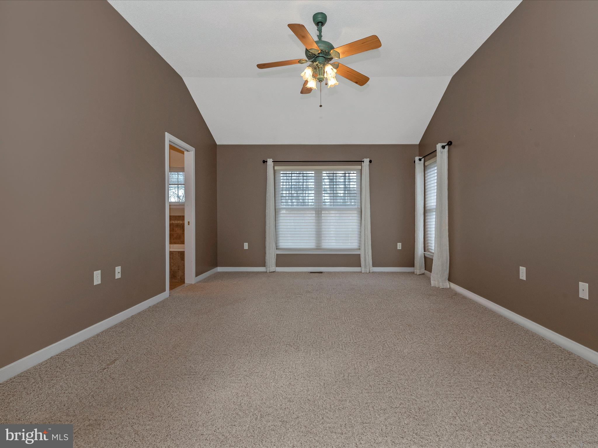 THE MEADOW AT NEW MARKET - Residential