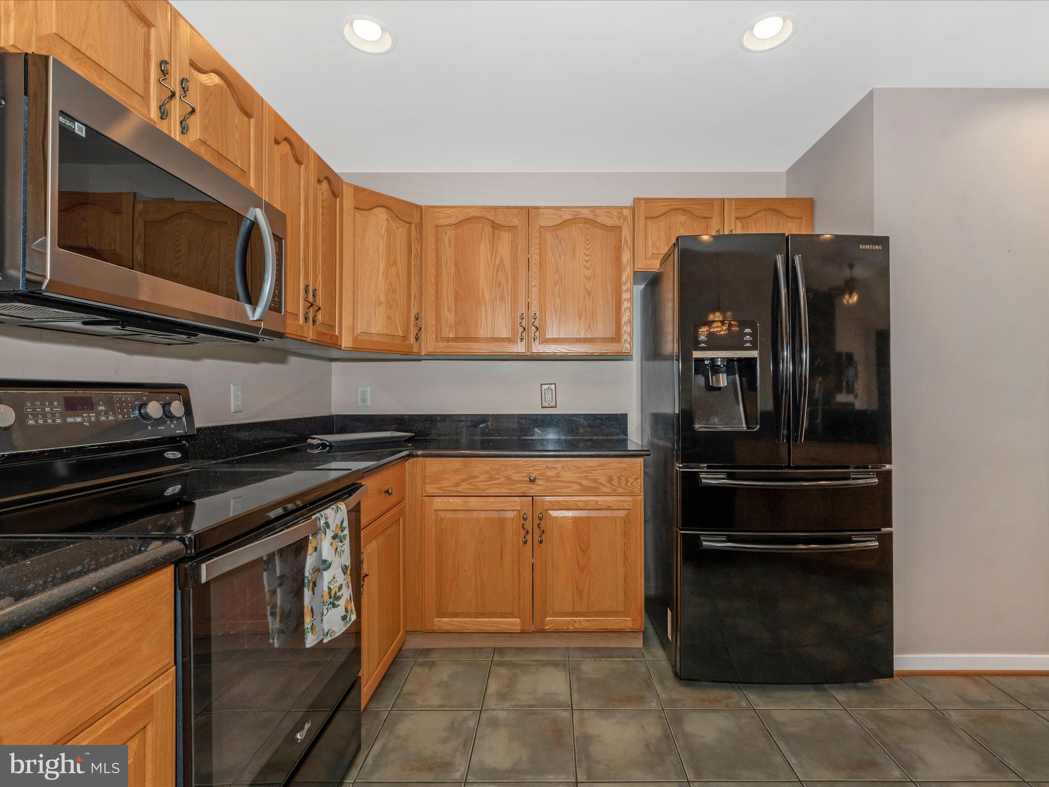 THE MEADOW AT NEW MARKET - Residential