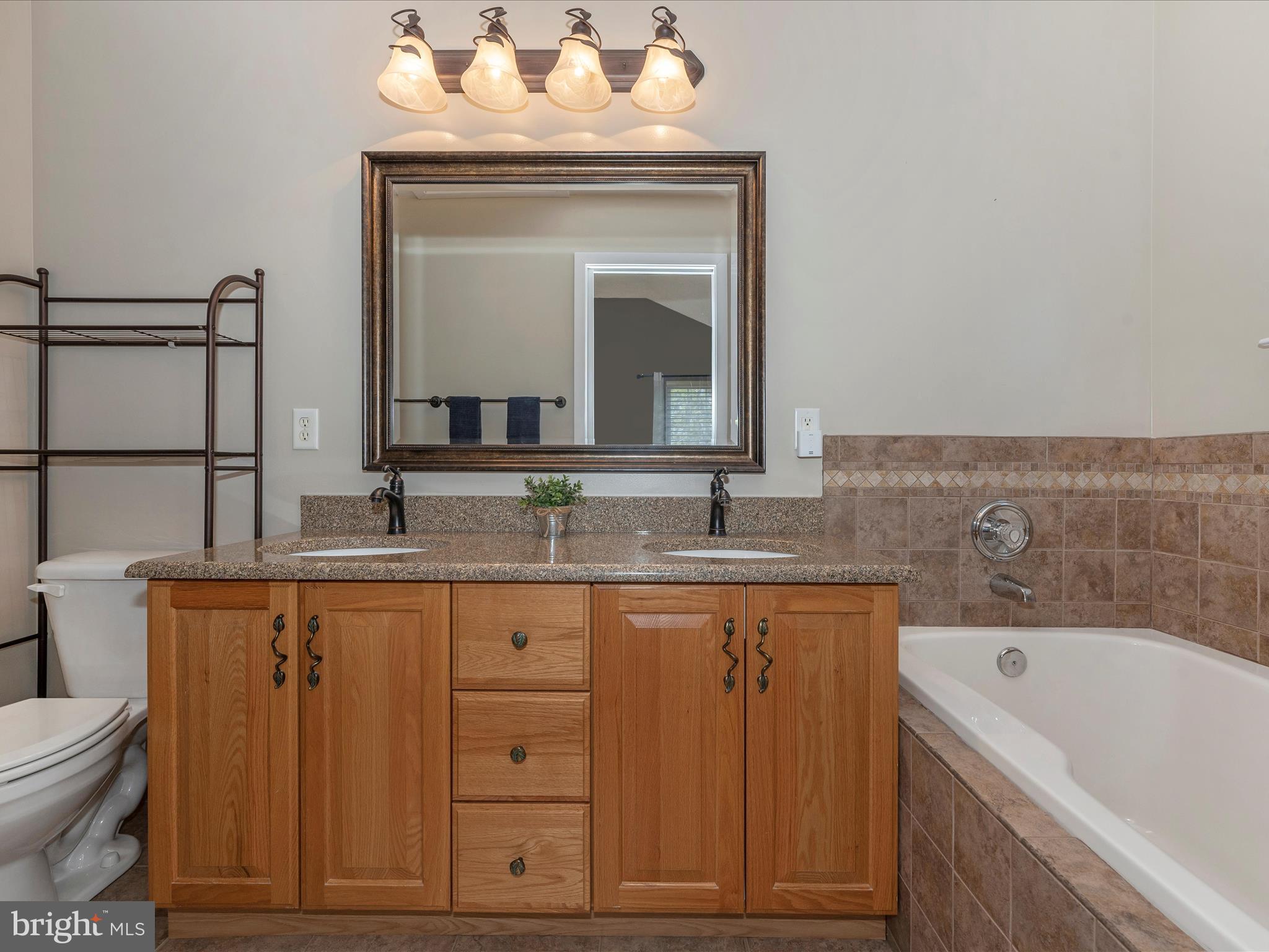 THE MEADOW AT NEW MARKET - Residential