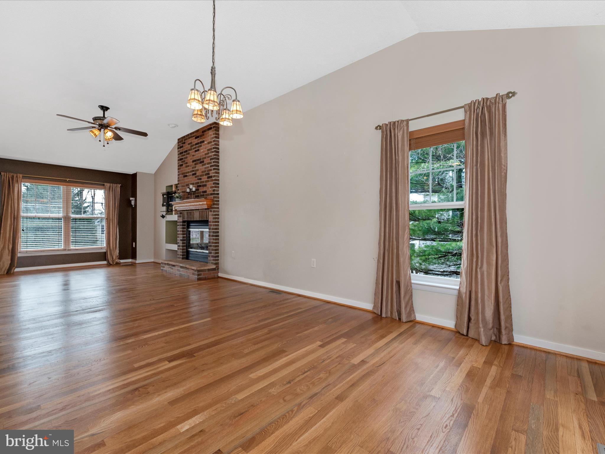 THE MEADOW AT NEW MARKET - Residential