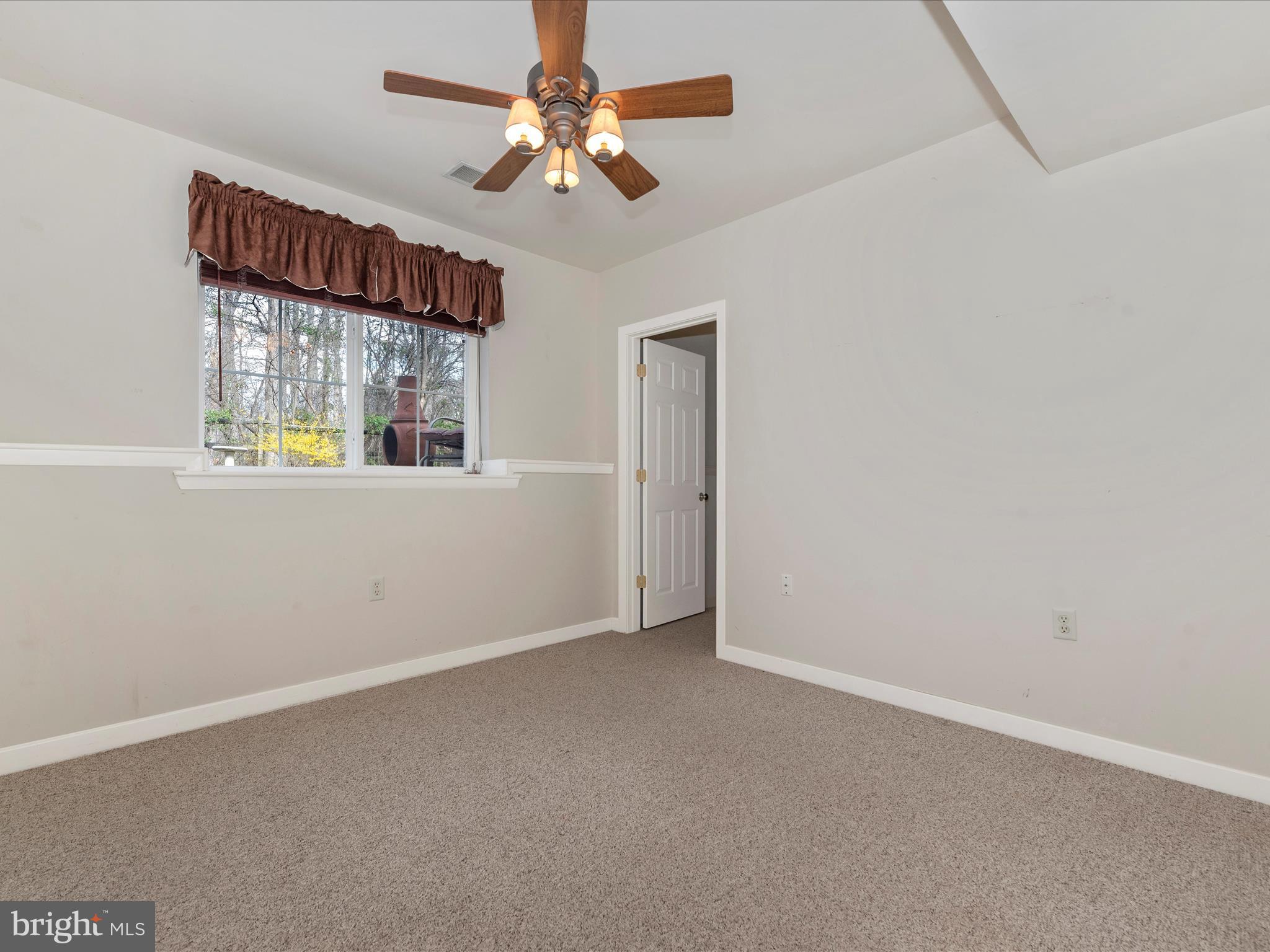 THE MEADOW AT NEW MARKET - Residential