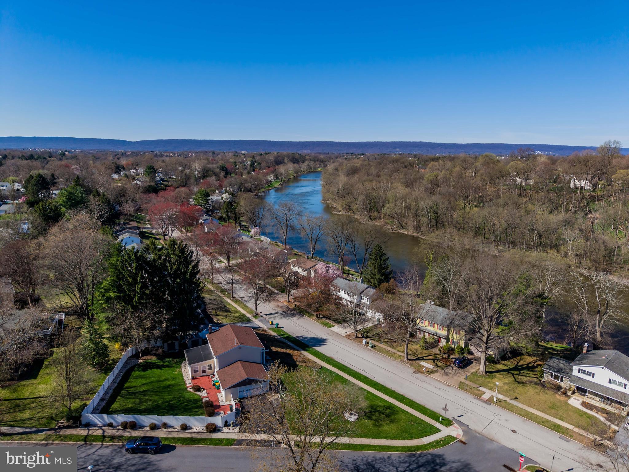 PINEBROOK - Residential