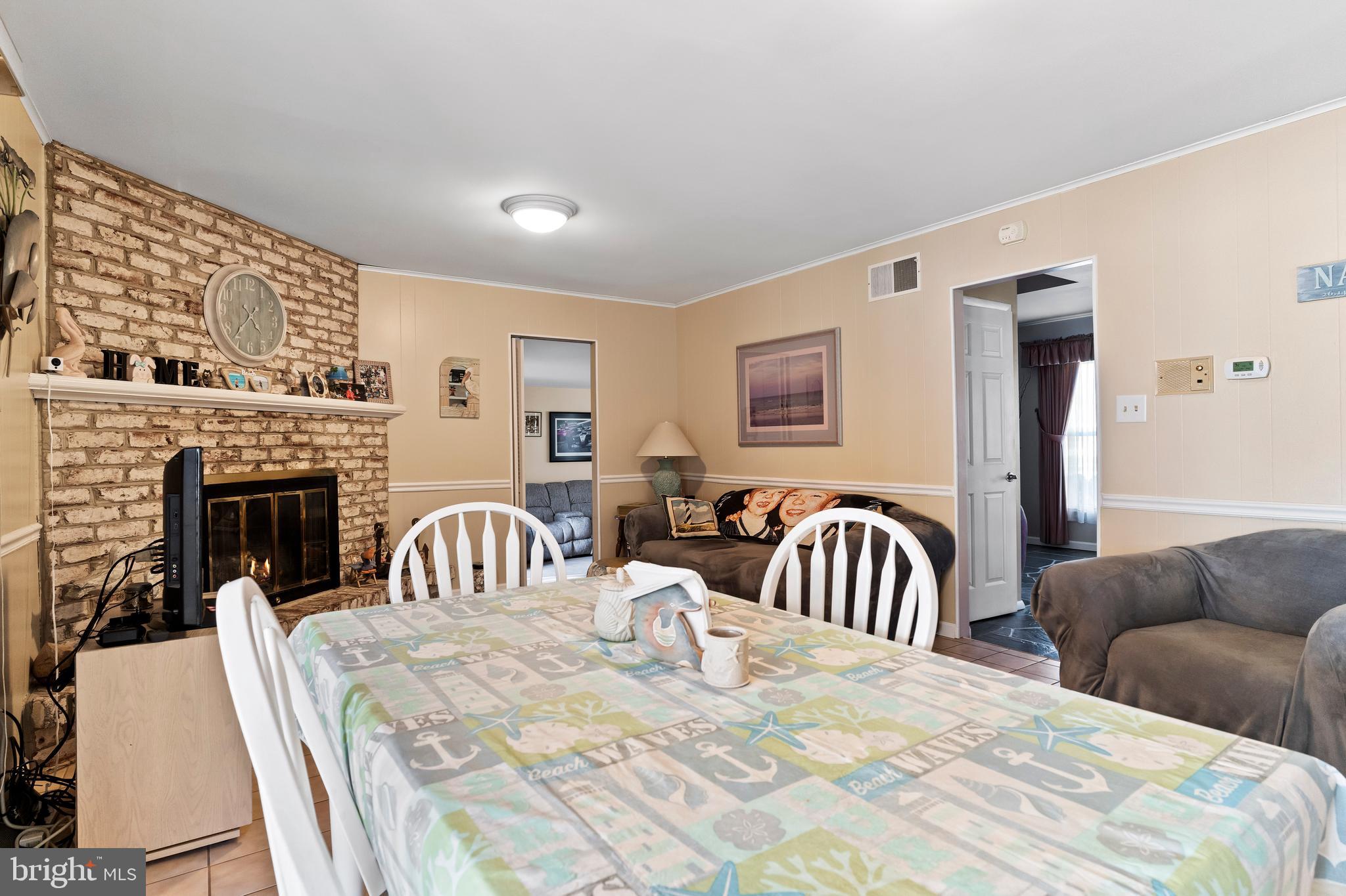 PINEBROOK - Residential