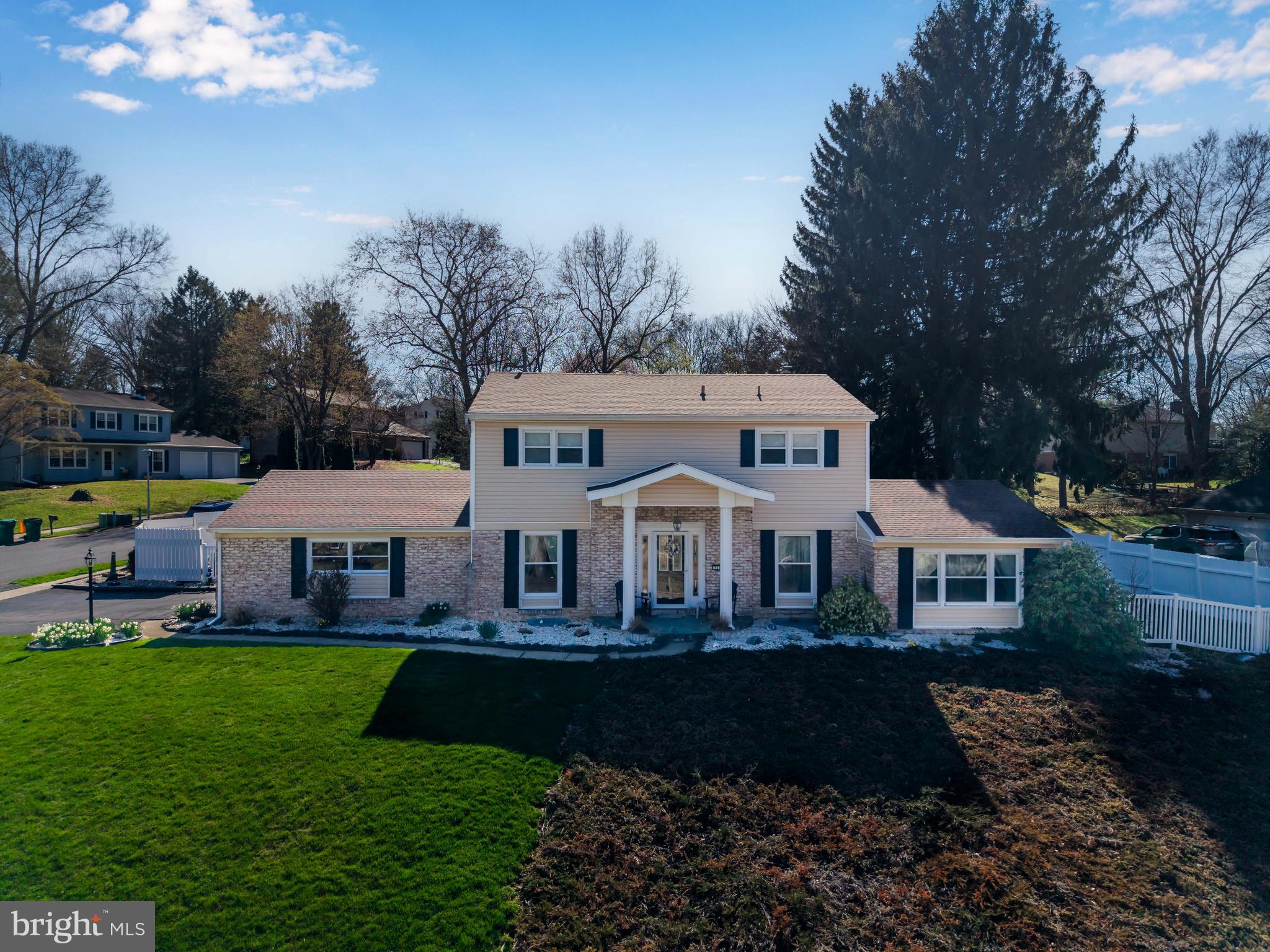 PINEBROOK - Residential