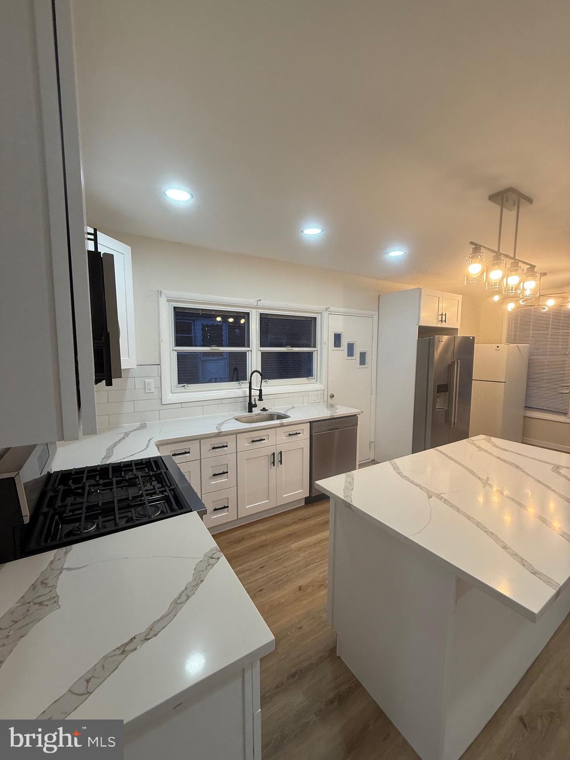 PHILADELPHIA (NORTHEAST) - Residential