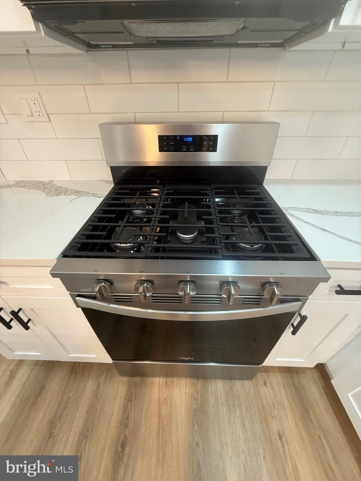 PHILADELPHIA (NORTHEAST) - Residential