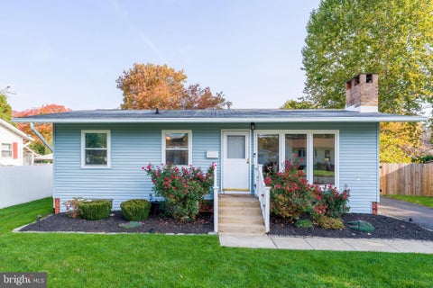 Photo of 10208 Rodgers Road, FAIRFAX, VA 22030 (MLS # VAFC2009394)