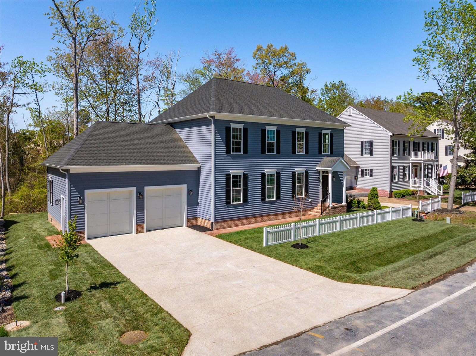 1207 CARROLLTON LANE