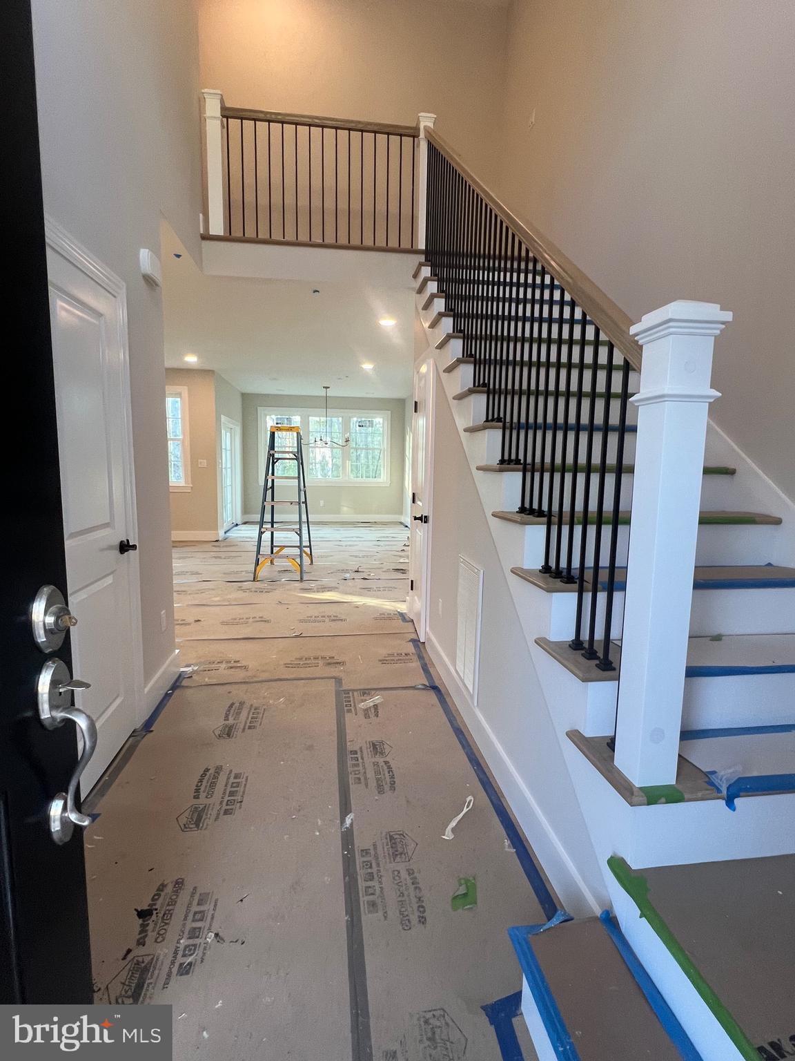 1207 CARROLLTON LANE