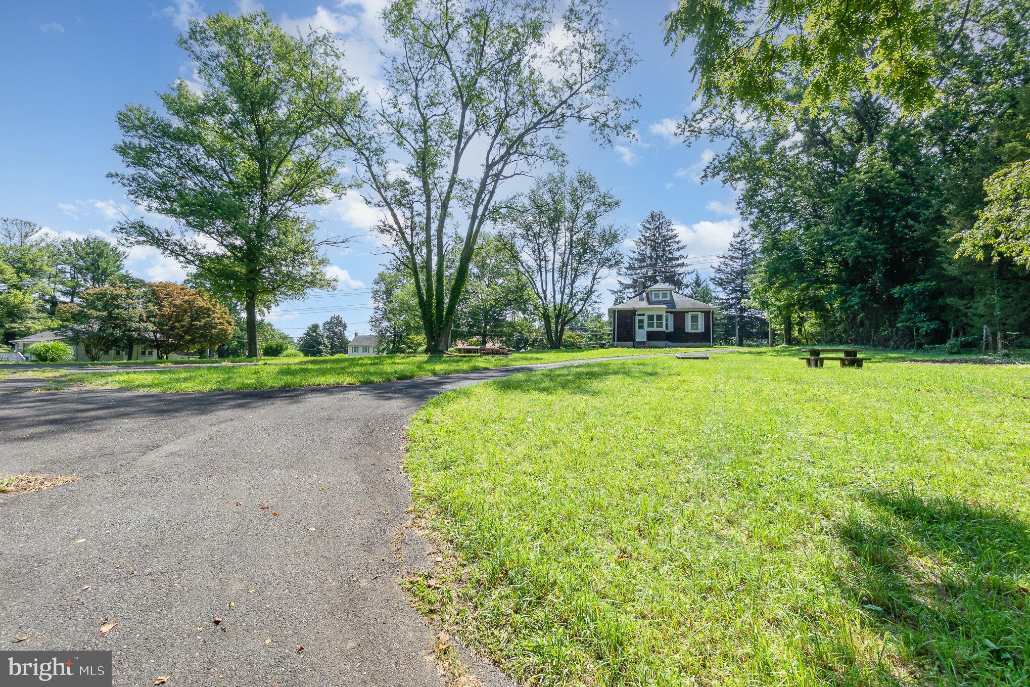 KINGSVILLE - Residential