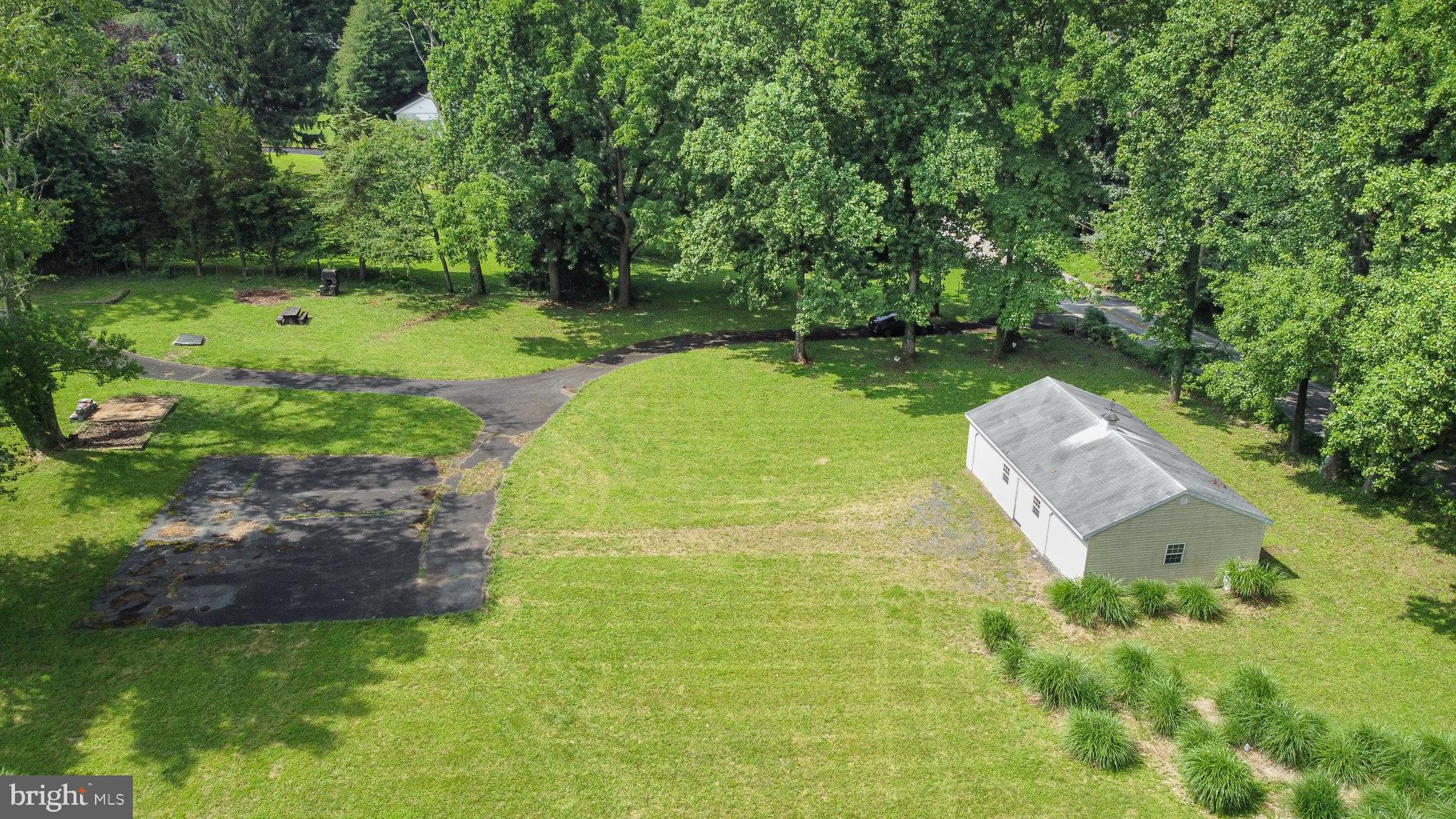 KINGSVILLE - Residential