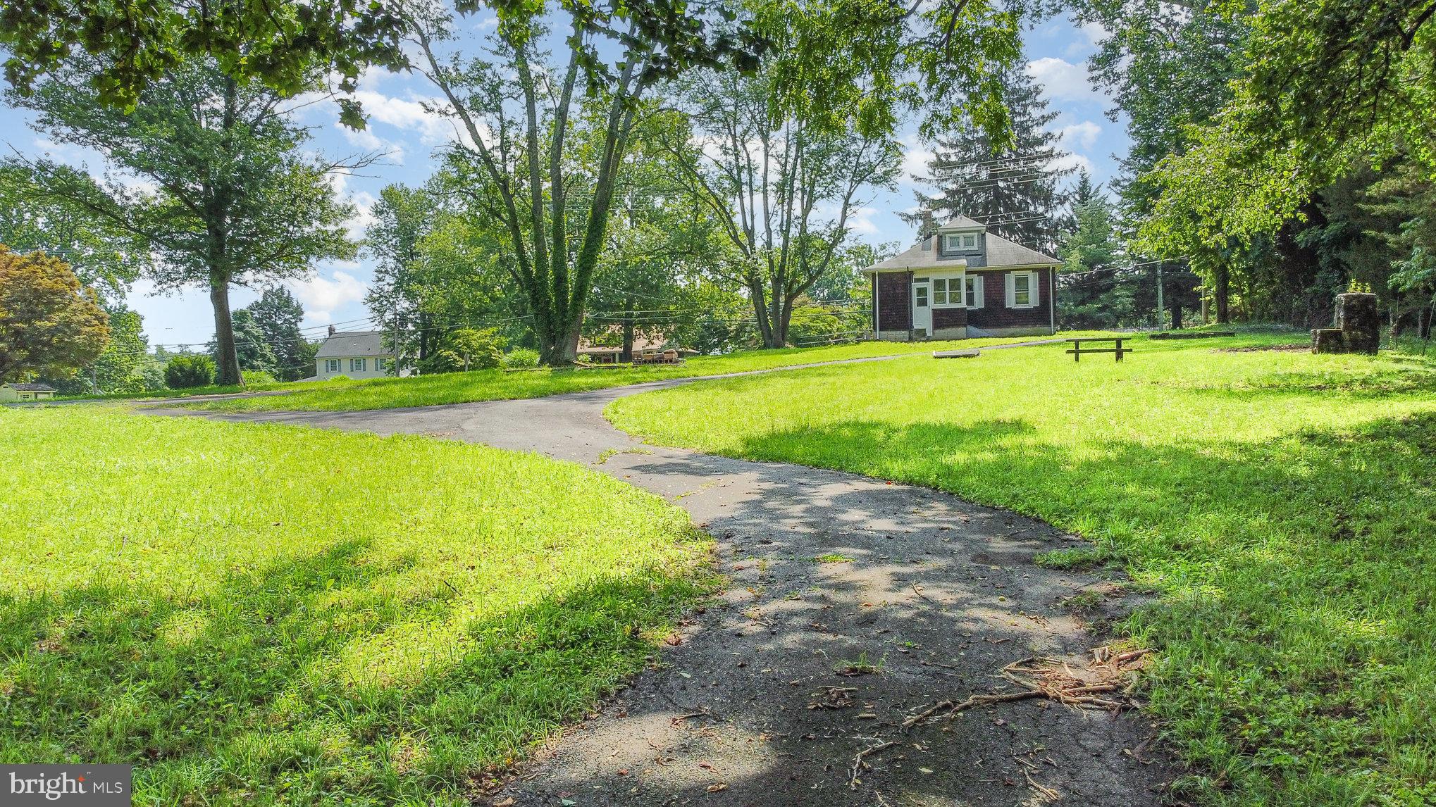 KINGSVILLE - Residential