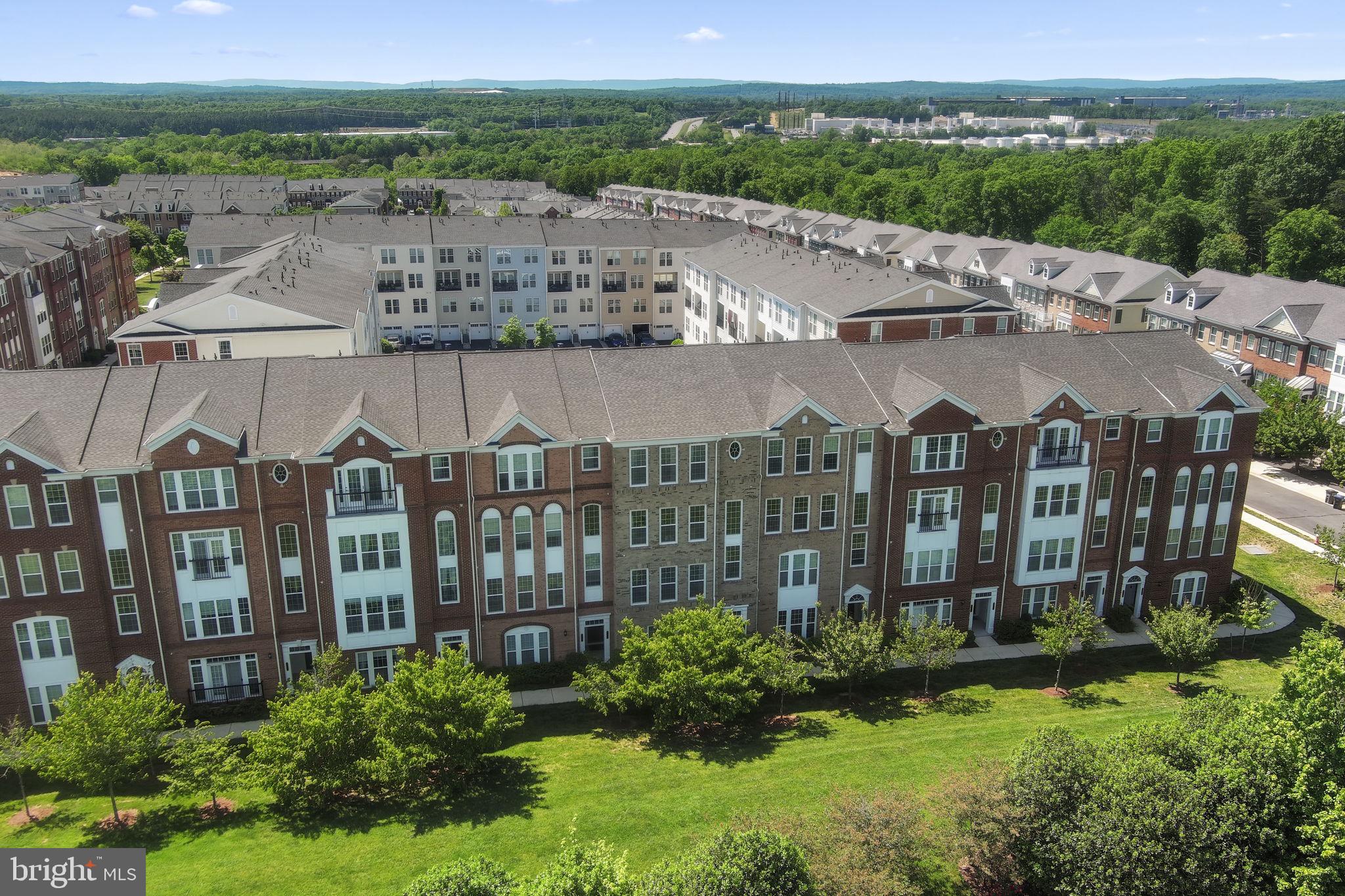 GOOSE CREEK VILLAGE NORTH - Residential
