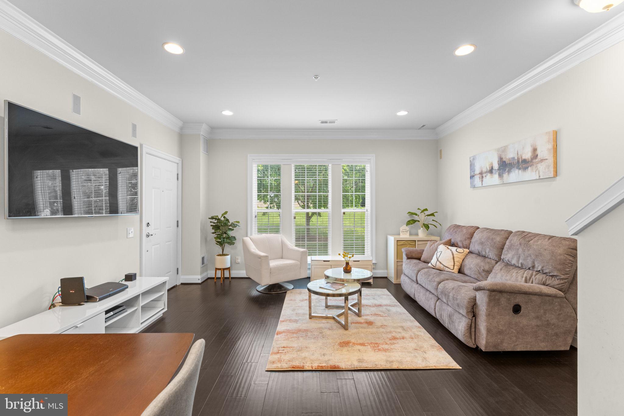 GOOSE CREEK VILLAGE NORTH - Residential