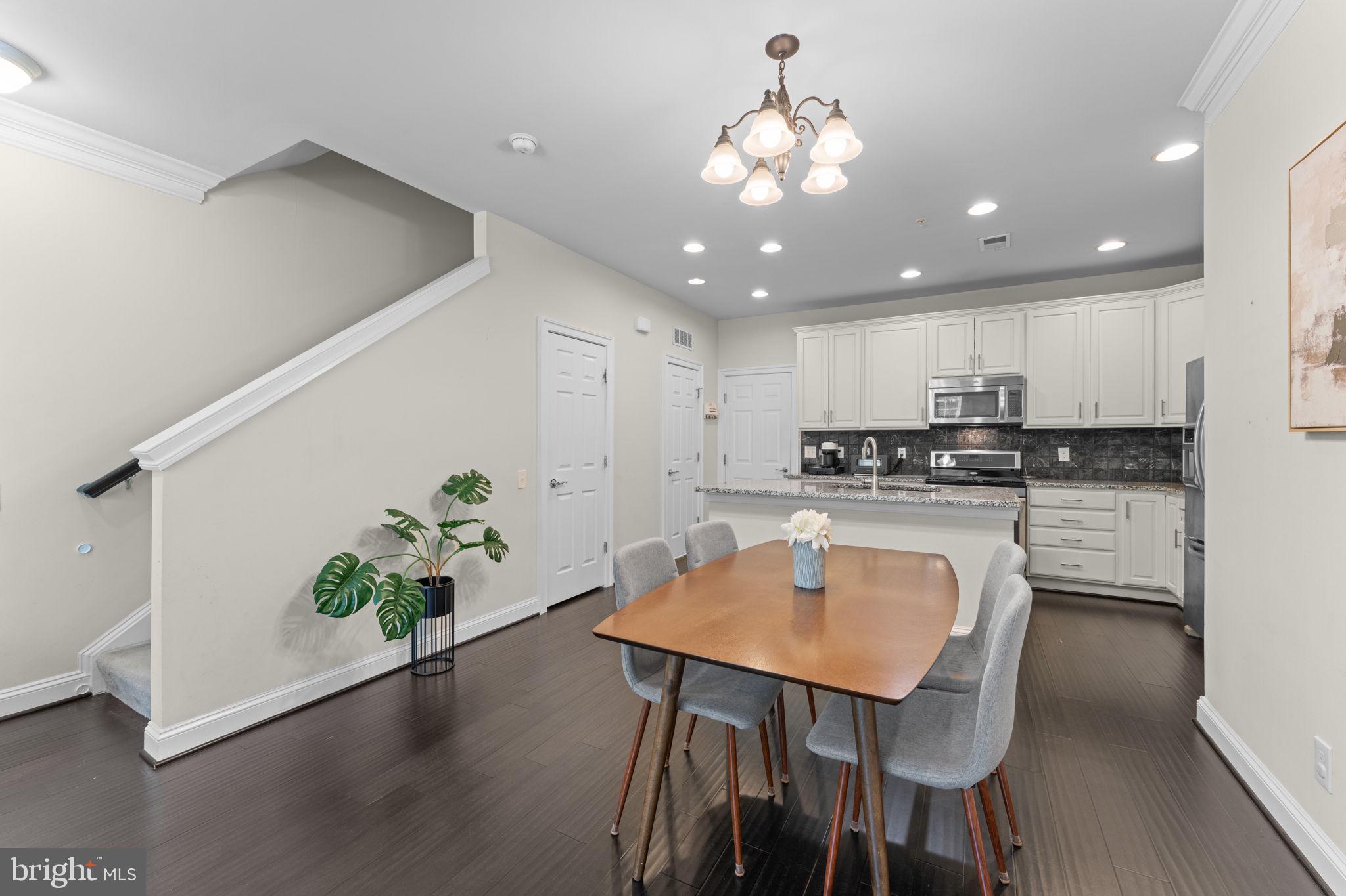 GOOSE CREEK VILLAGE NORTH - Residential