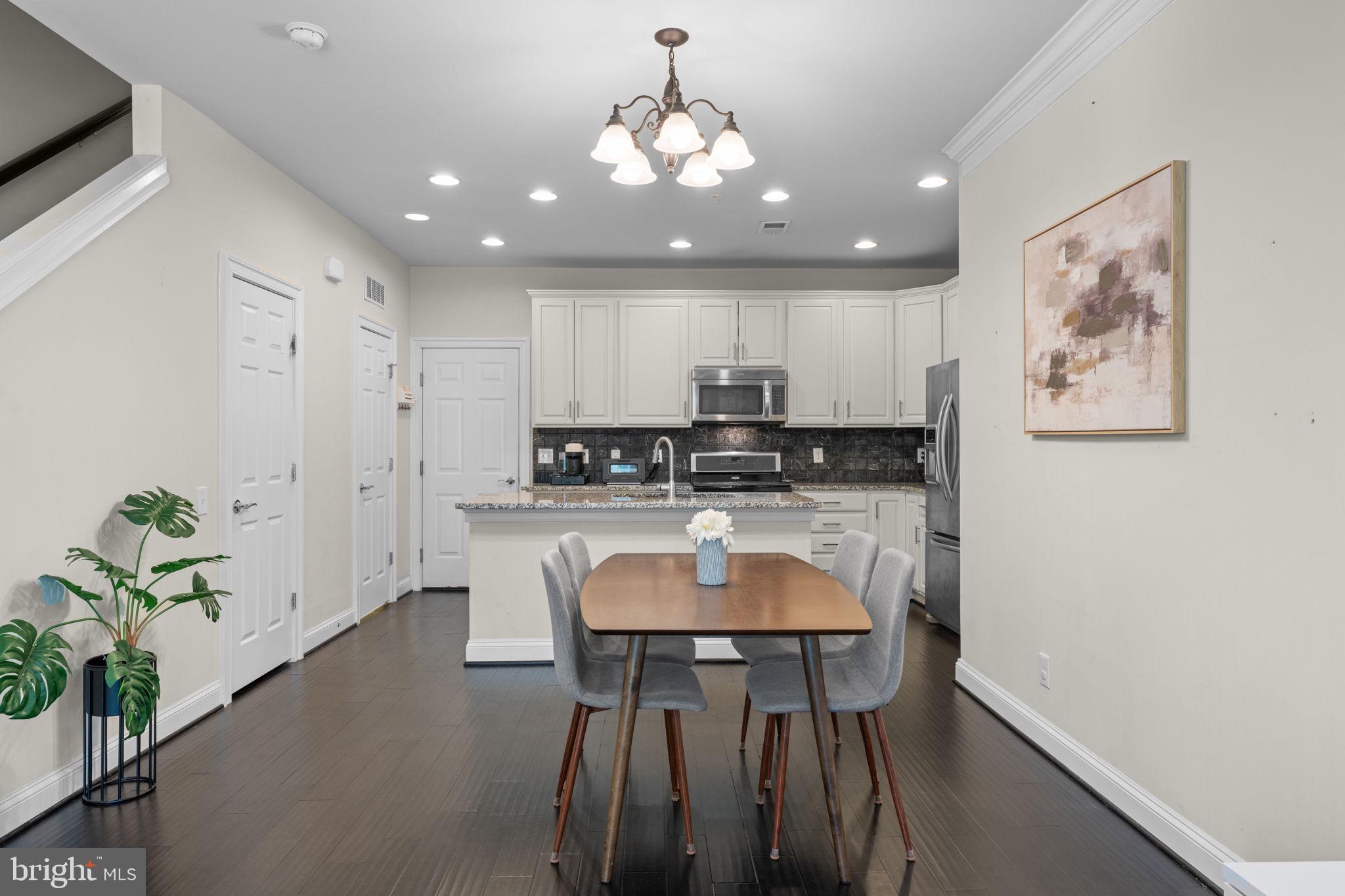 GOOSE CREEK VILLAGE NORTH - Residential