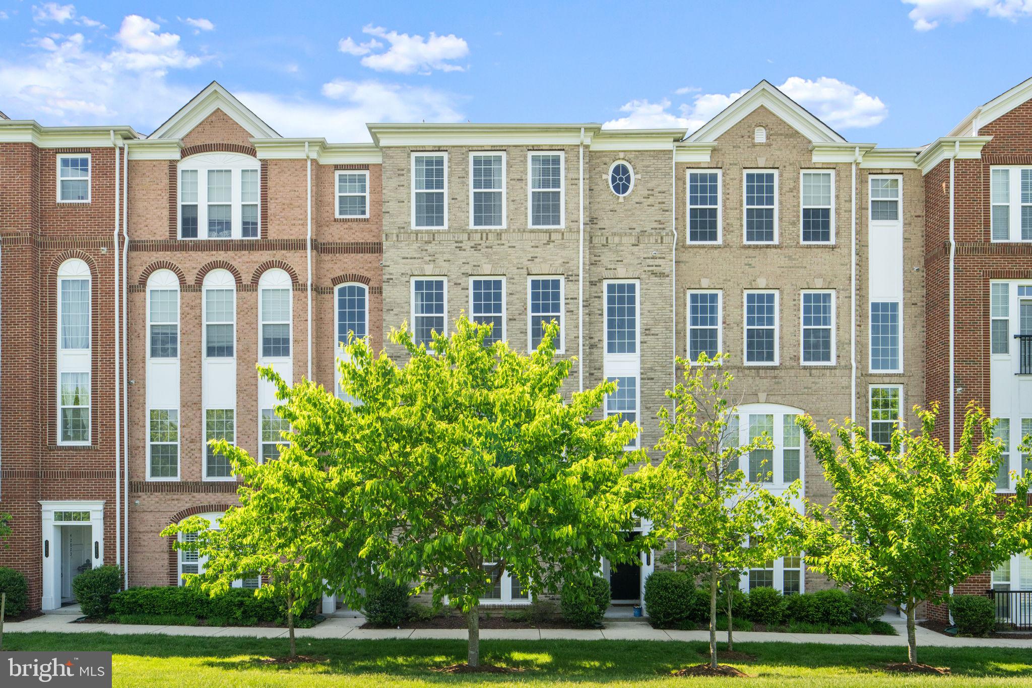 GOOSE CREEK VILLAGE NORTH - Residential