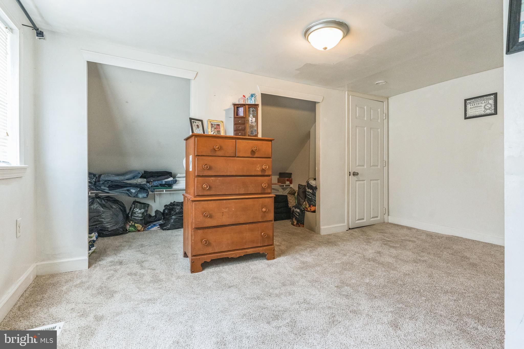 HOLMESBURG - Residential