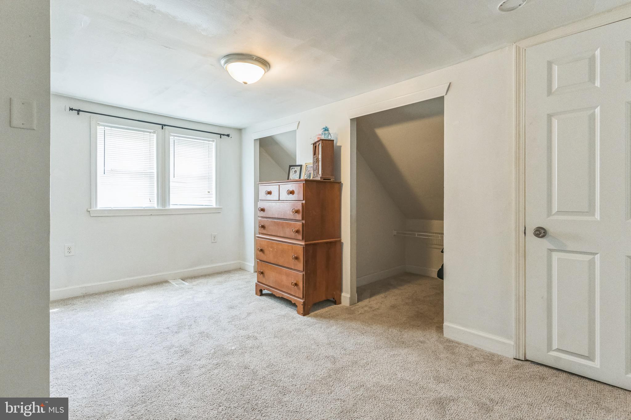 HOLMESBURG - Residential