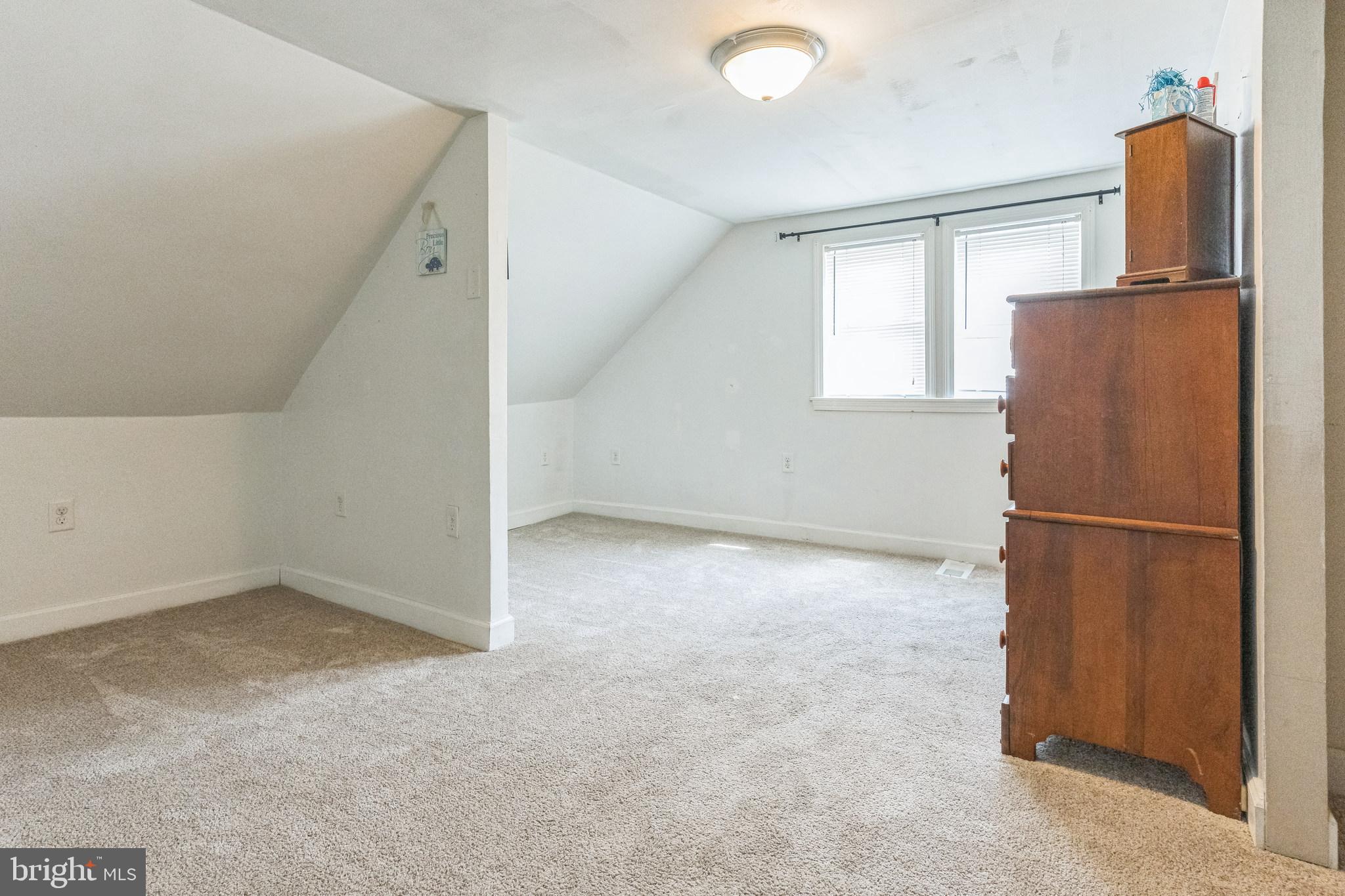 HOLMESBURG - Residential