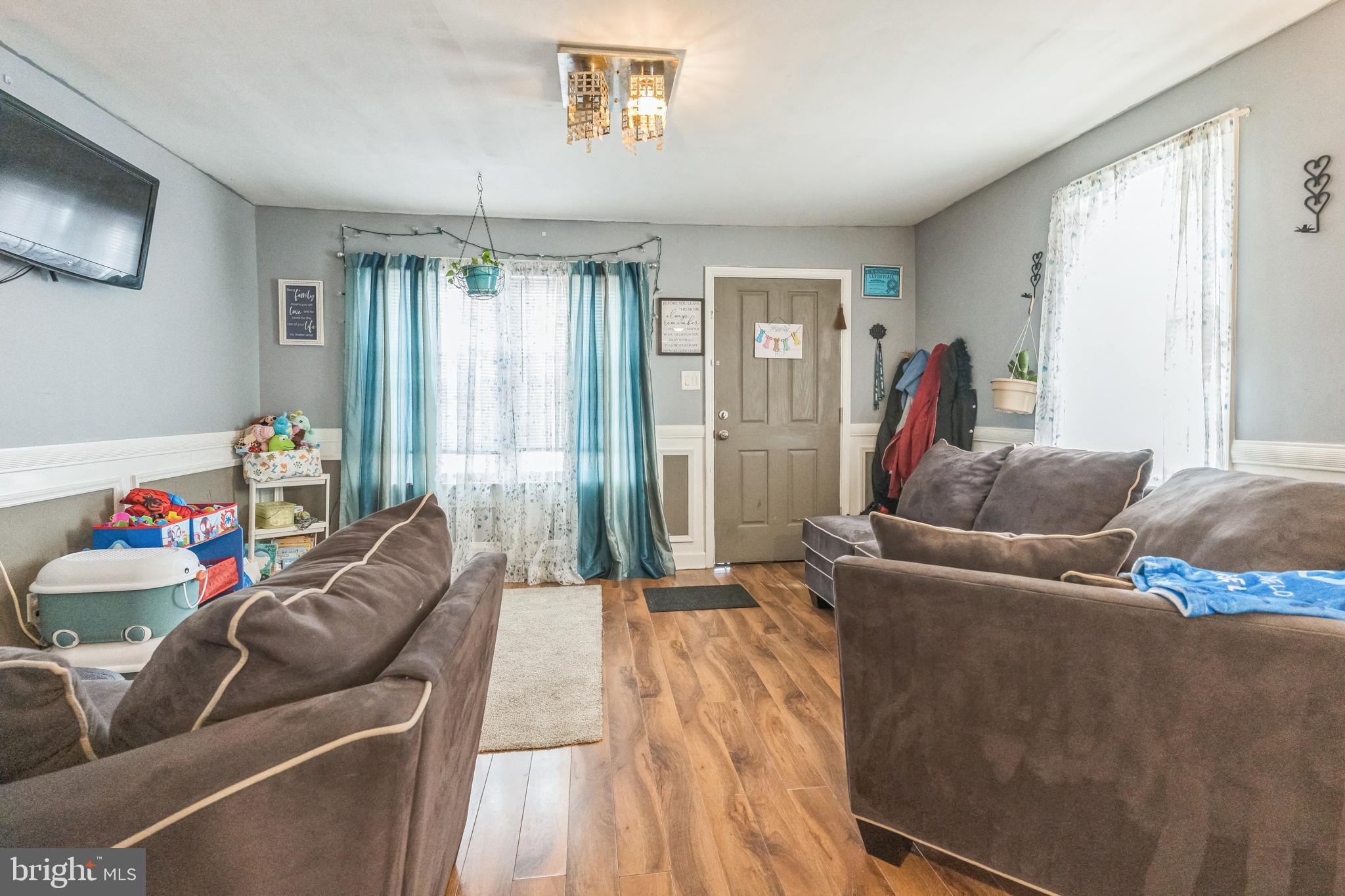 HOLMESBURG - Residential