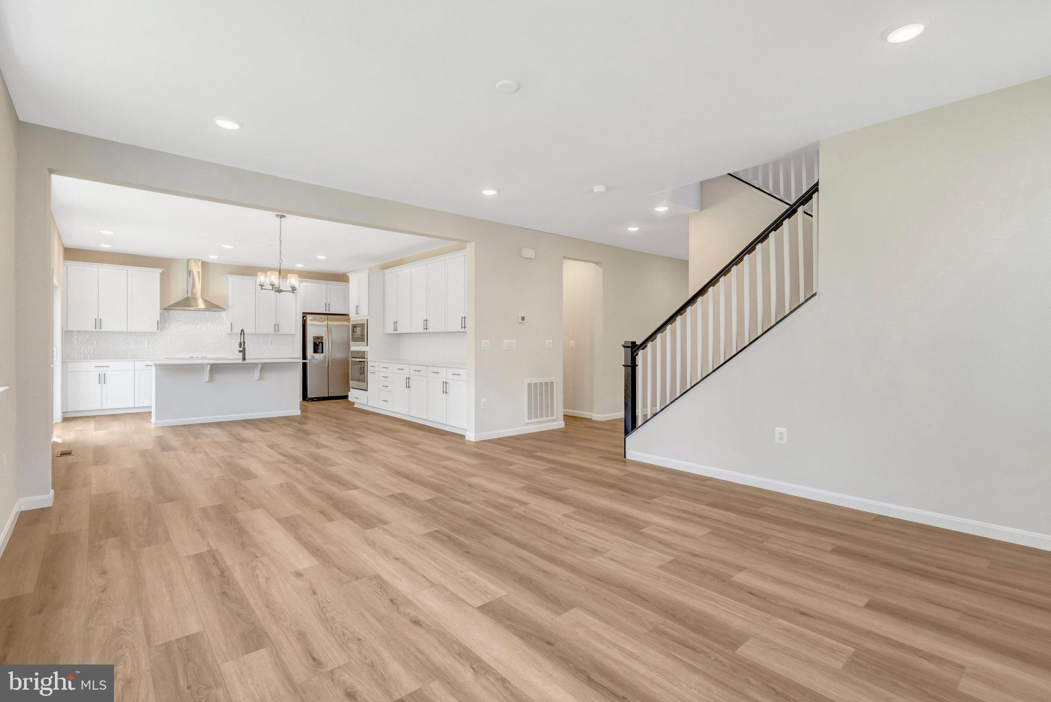 WILDERNESS SHORES - Residential