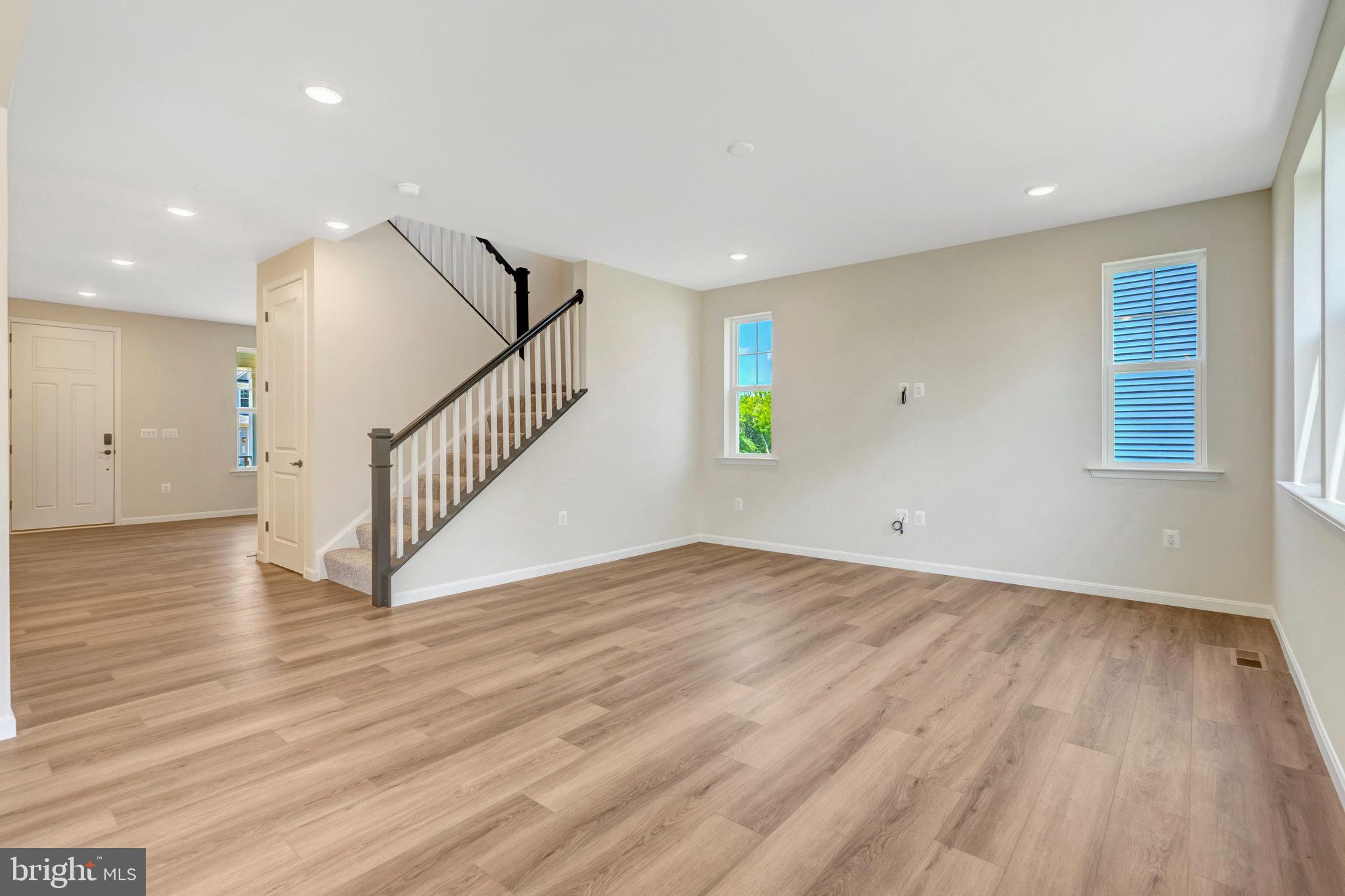 WILDERNESS SHORES - Residential