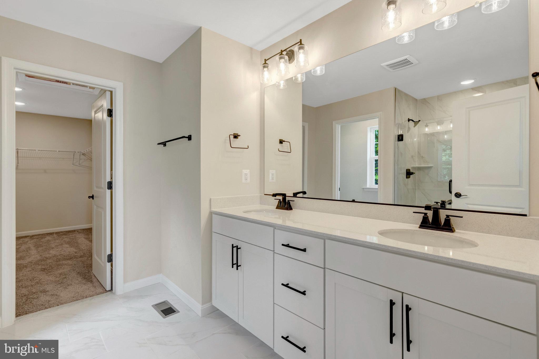 WILDERNESS SHORES - Residential