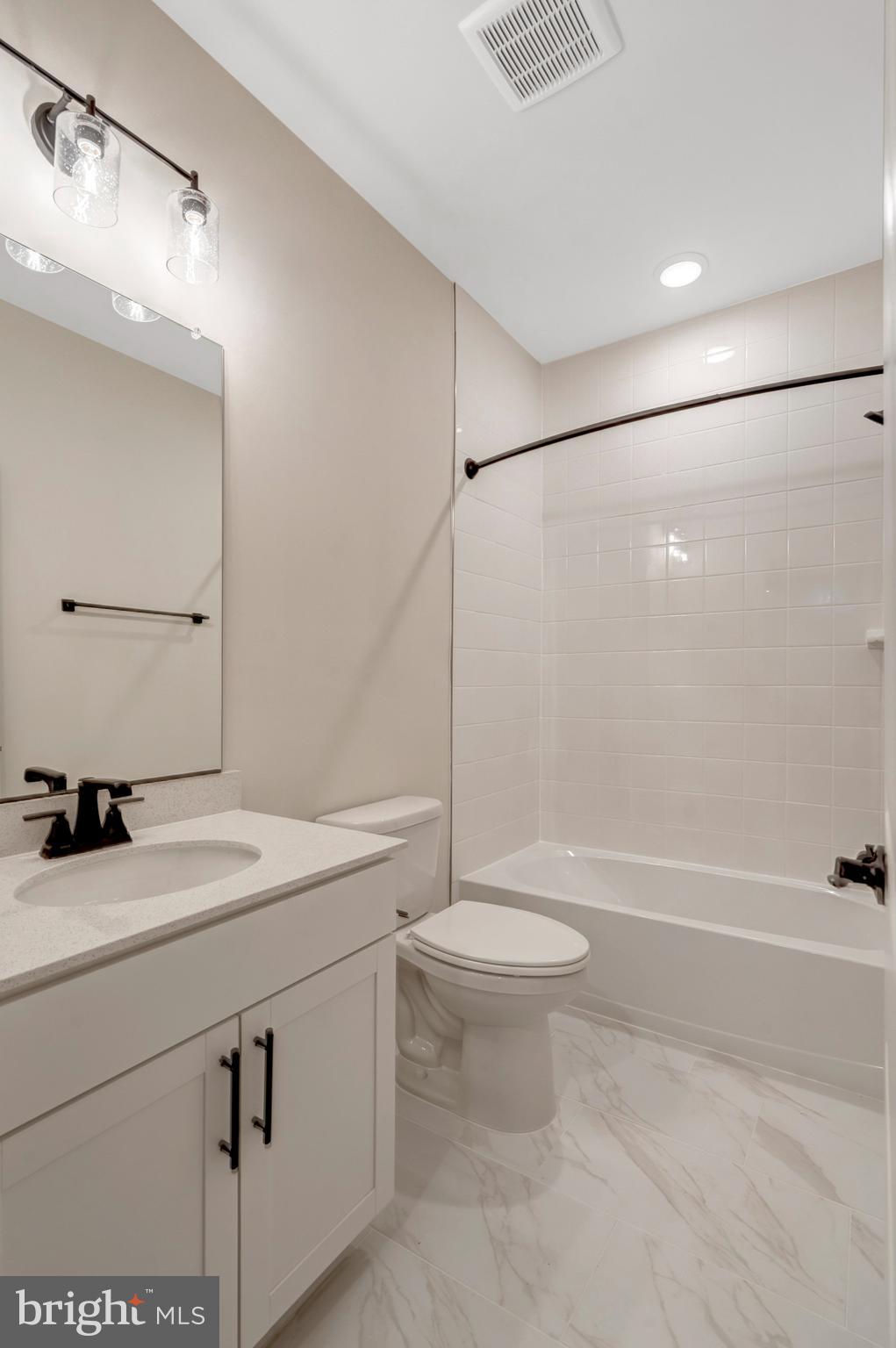 WILDERNESS SHORES - Residential