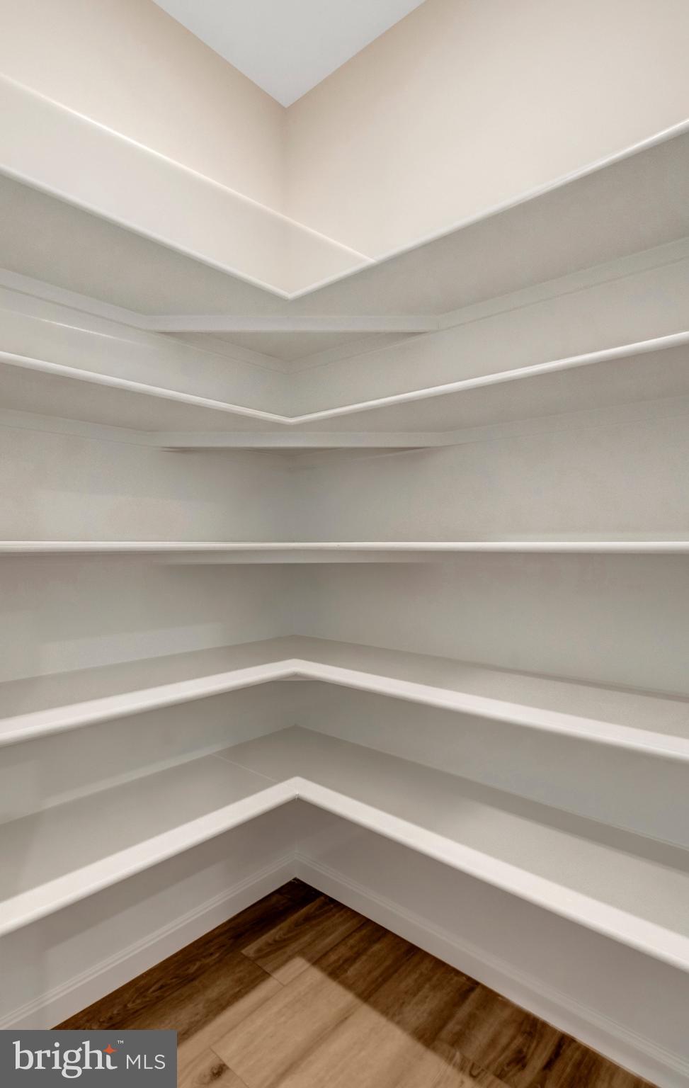 WILDERNESS SHORES - Residential