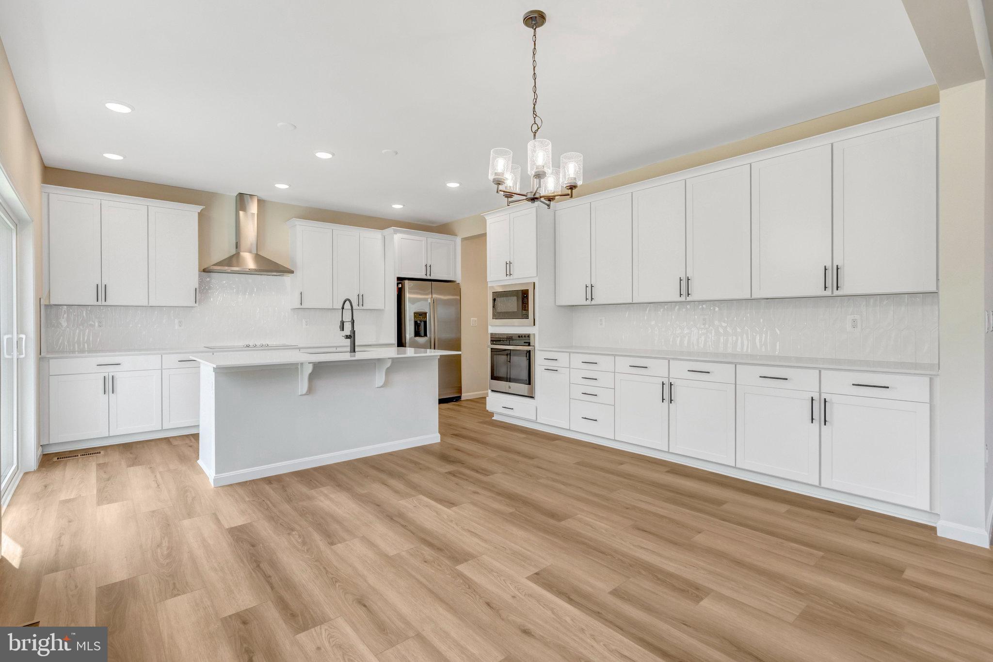 WILDERNESS SHORES - Residential