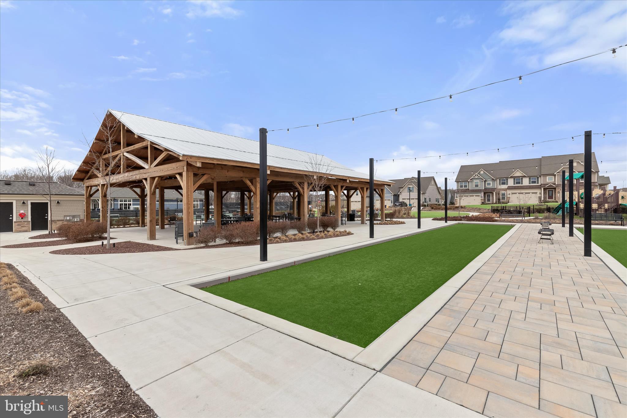 URBANA - Residential