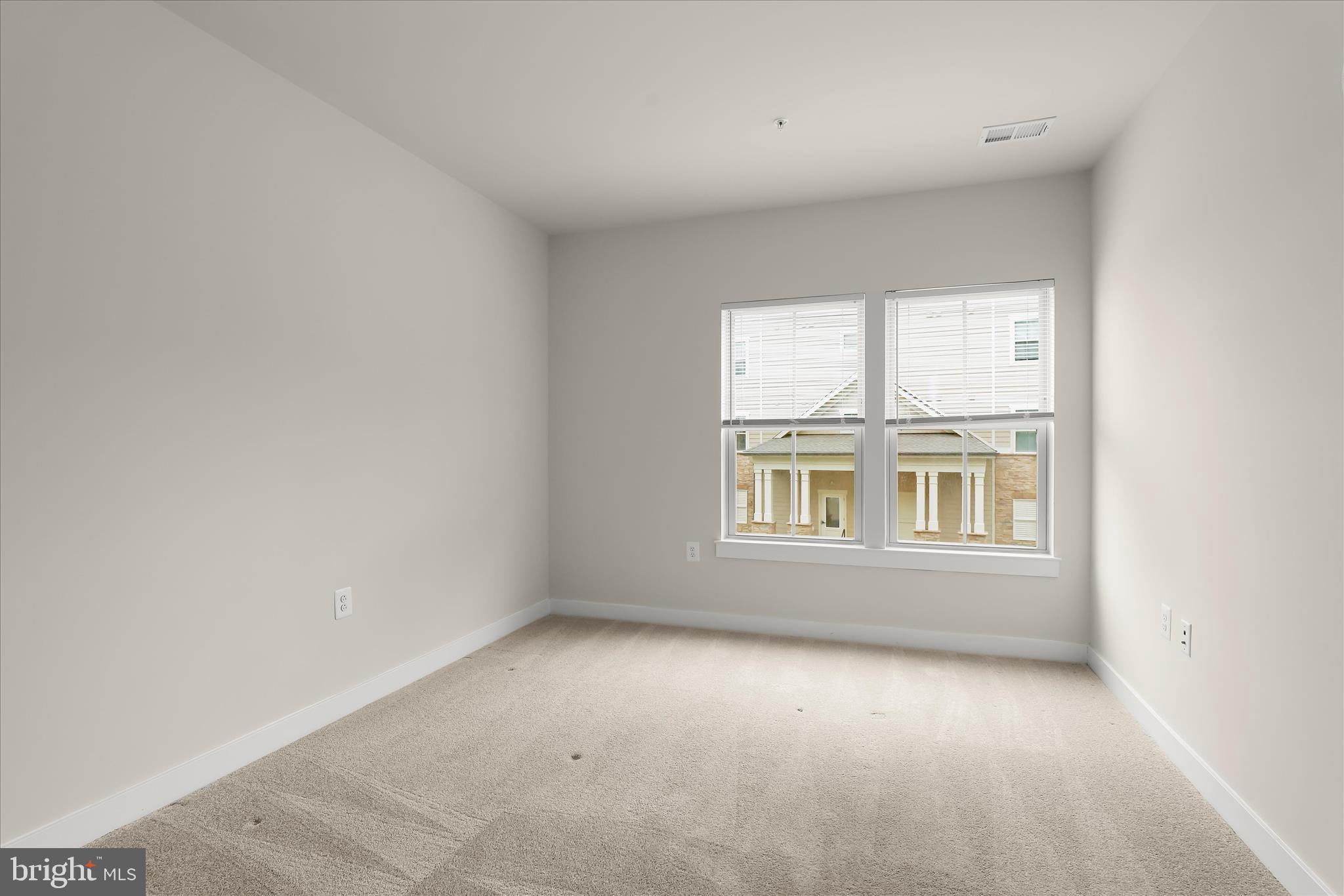 URBANA - Residential