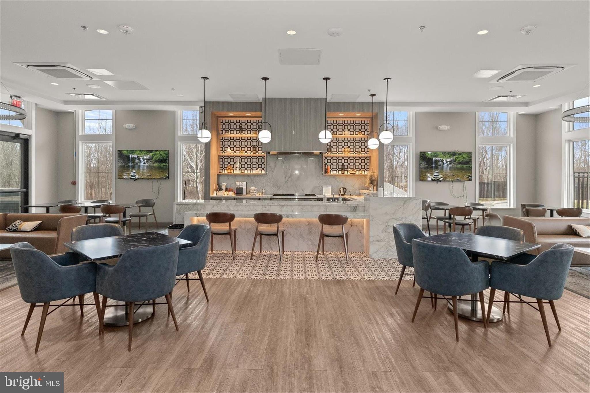 URBANA - Residential