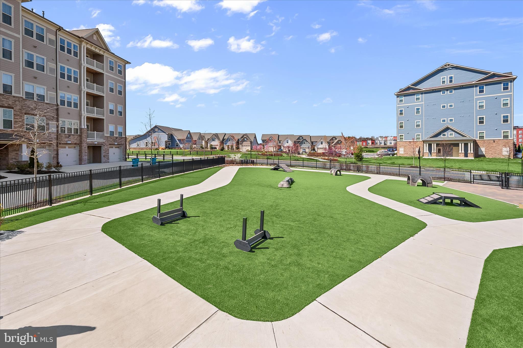 URBANA - Residential