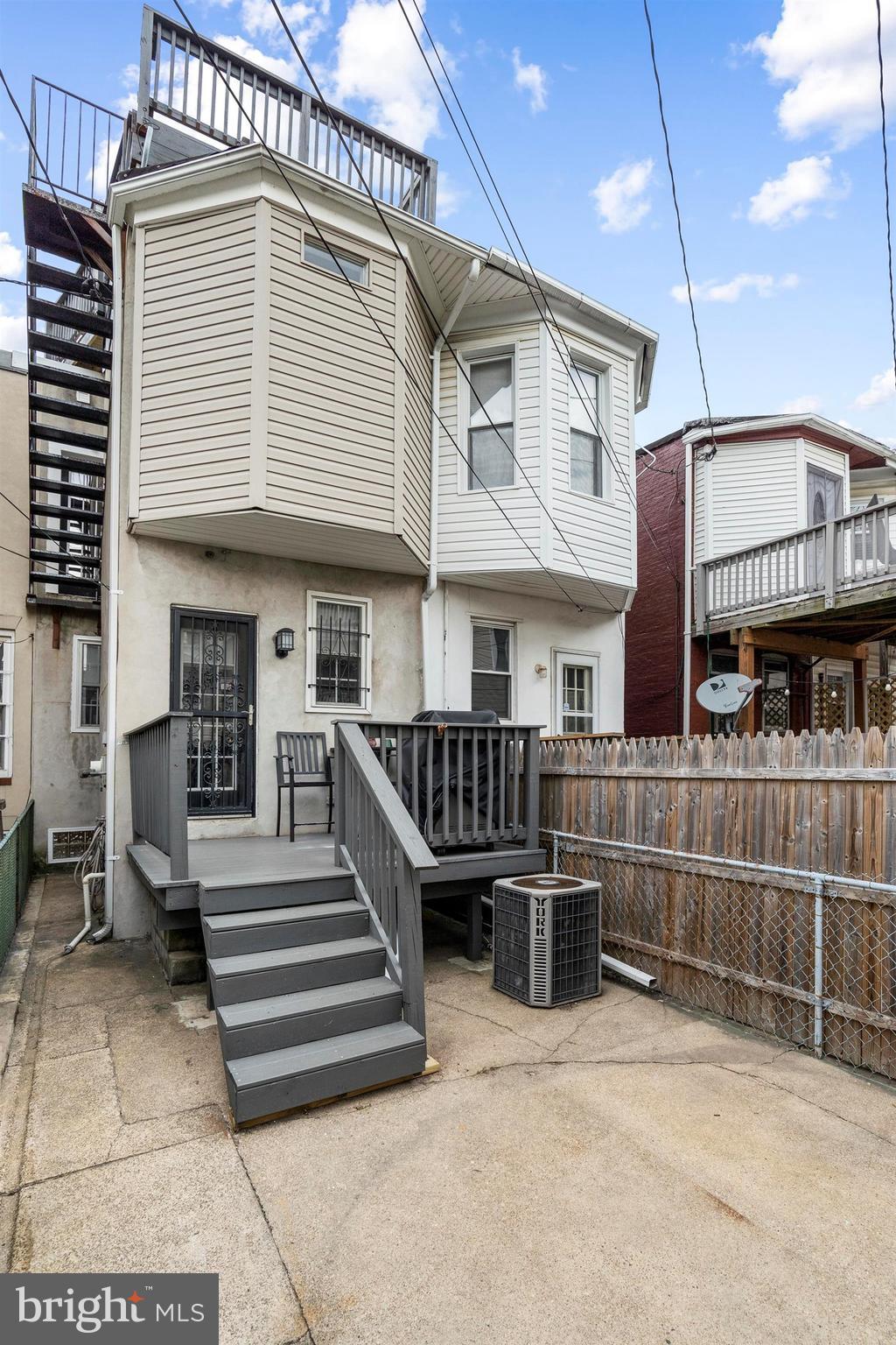 CANTON - Residential